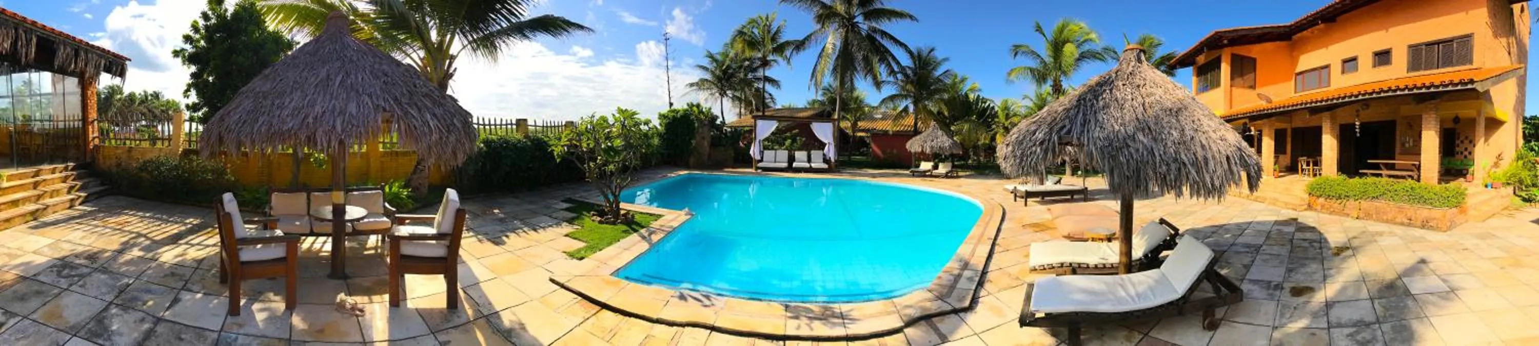 Property building in Hotel Pousada Beleza das Ondas