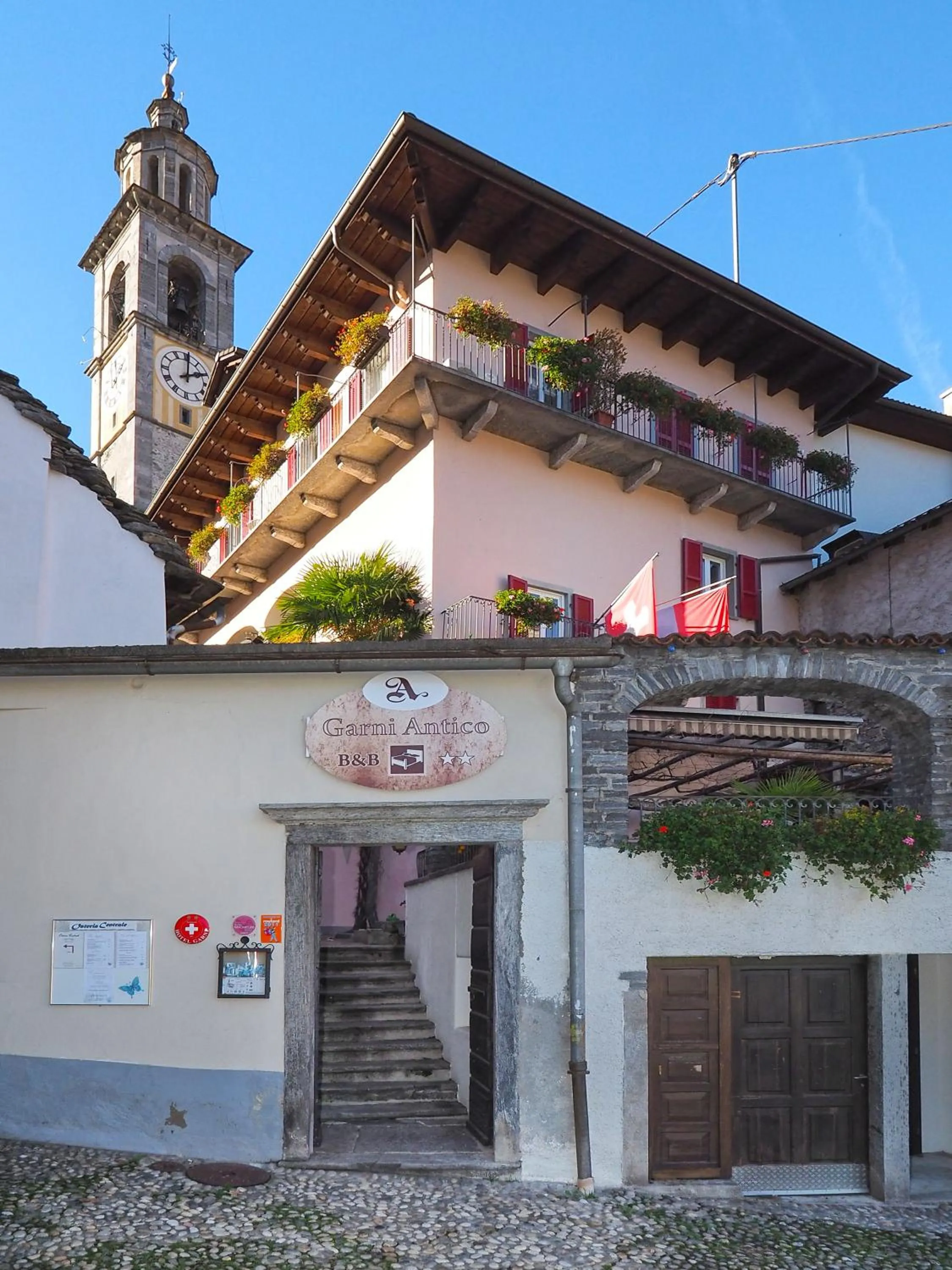 Facade/entrance in Hotel Antico
