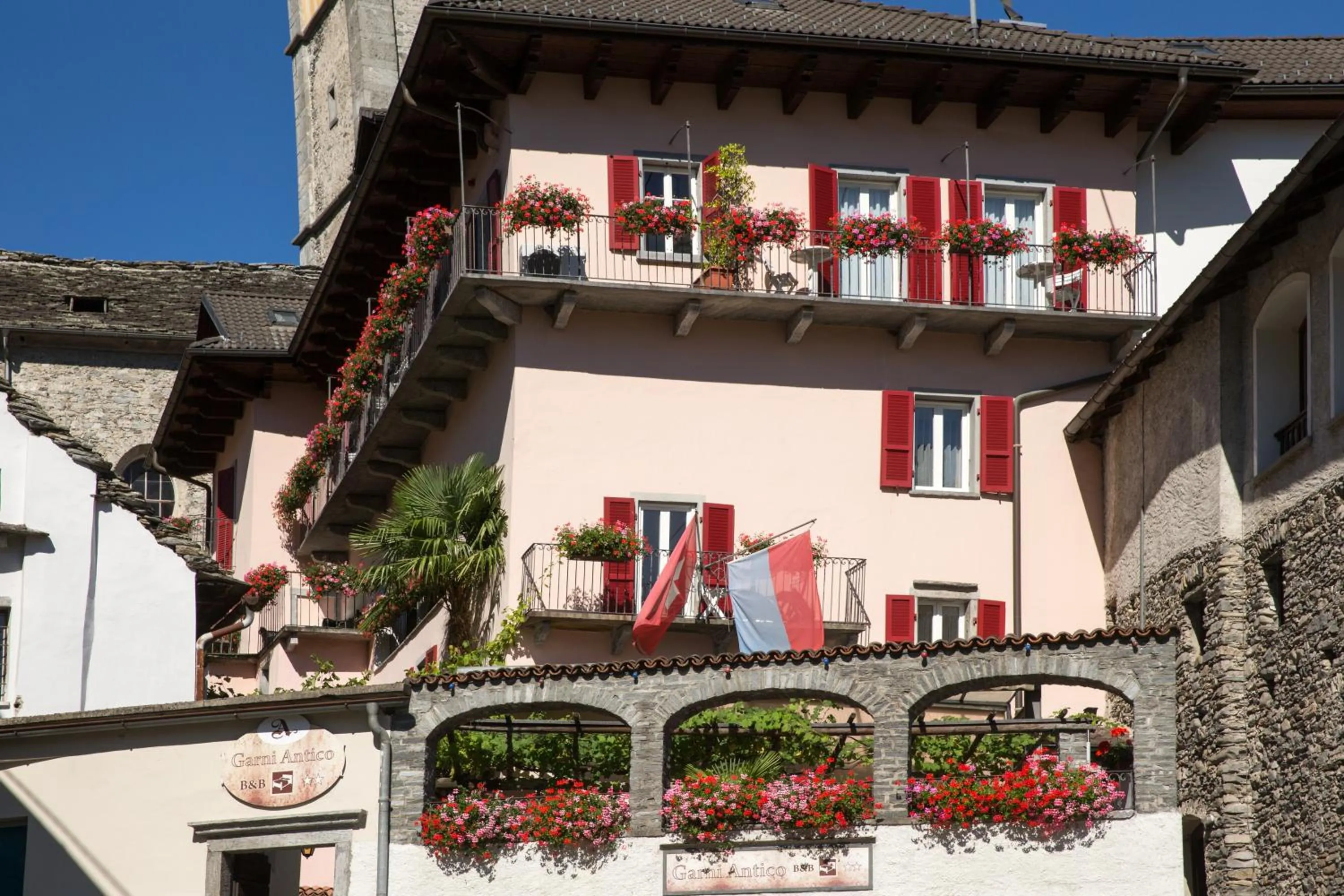Facade/entrance in Hotel Antico