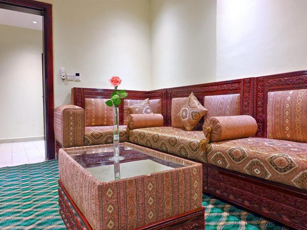 Living room in Batoul Ajyad Hotel