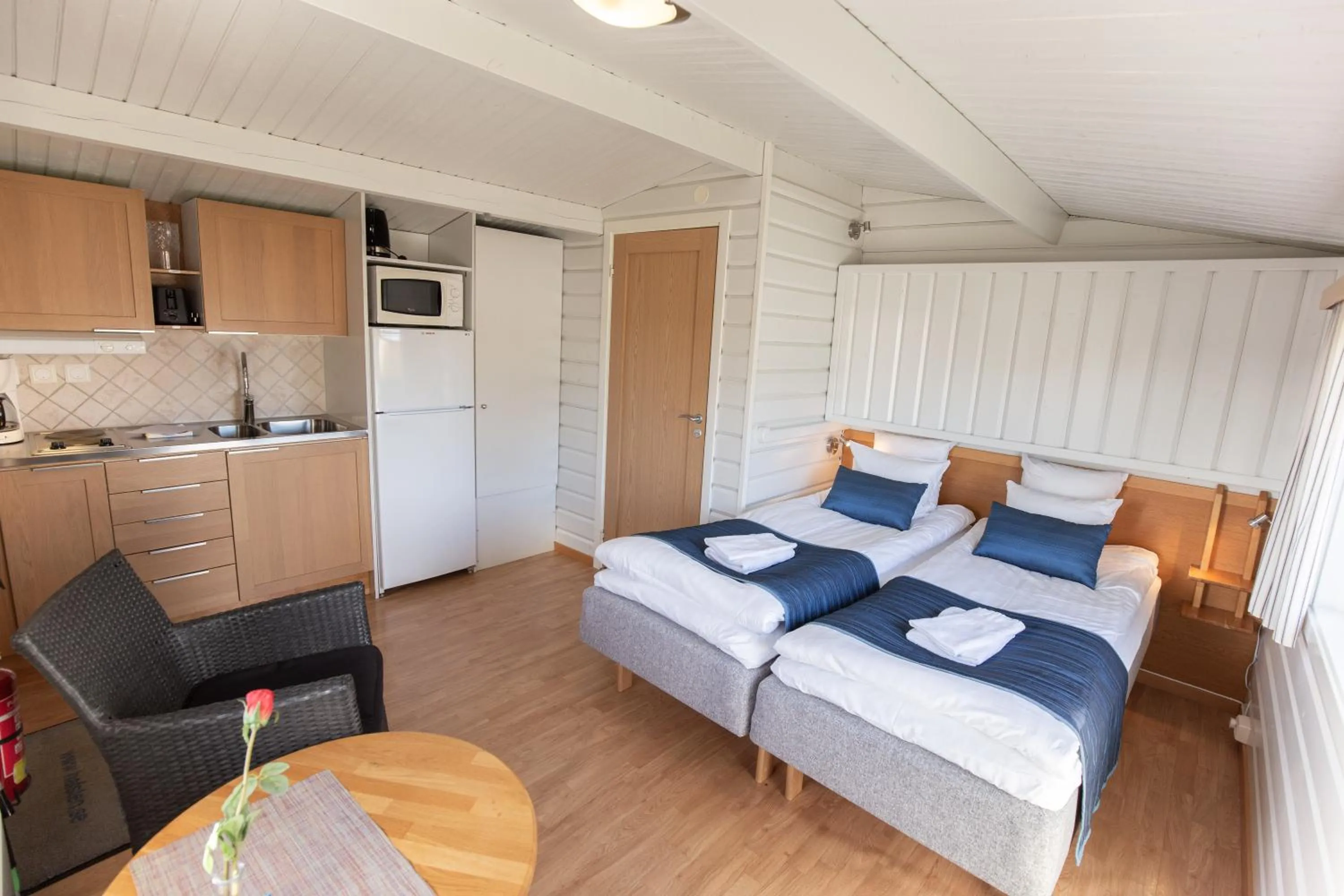 Living room, Bed in Hafsten Resort