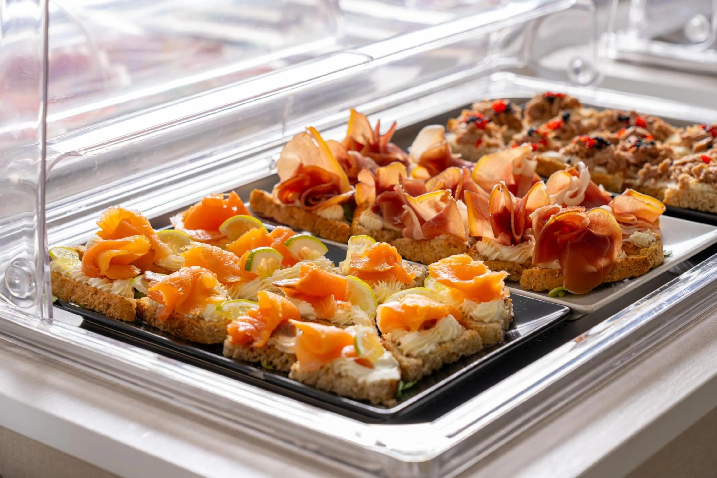 Coffee/tea facilities in Hotel Leul de Aur