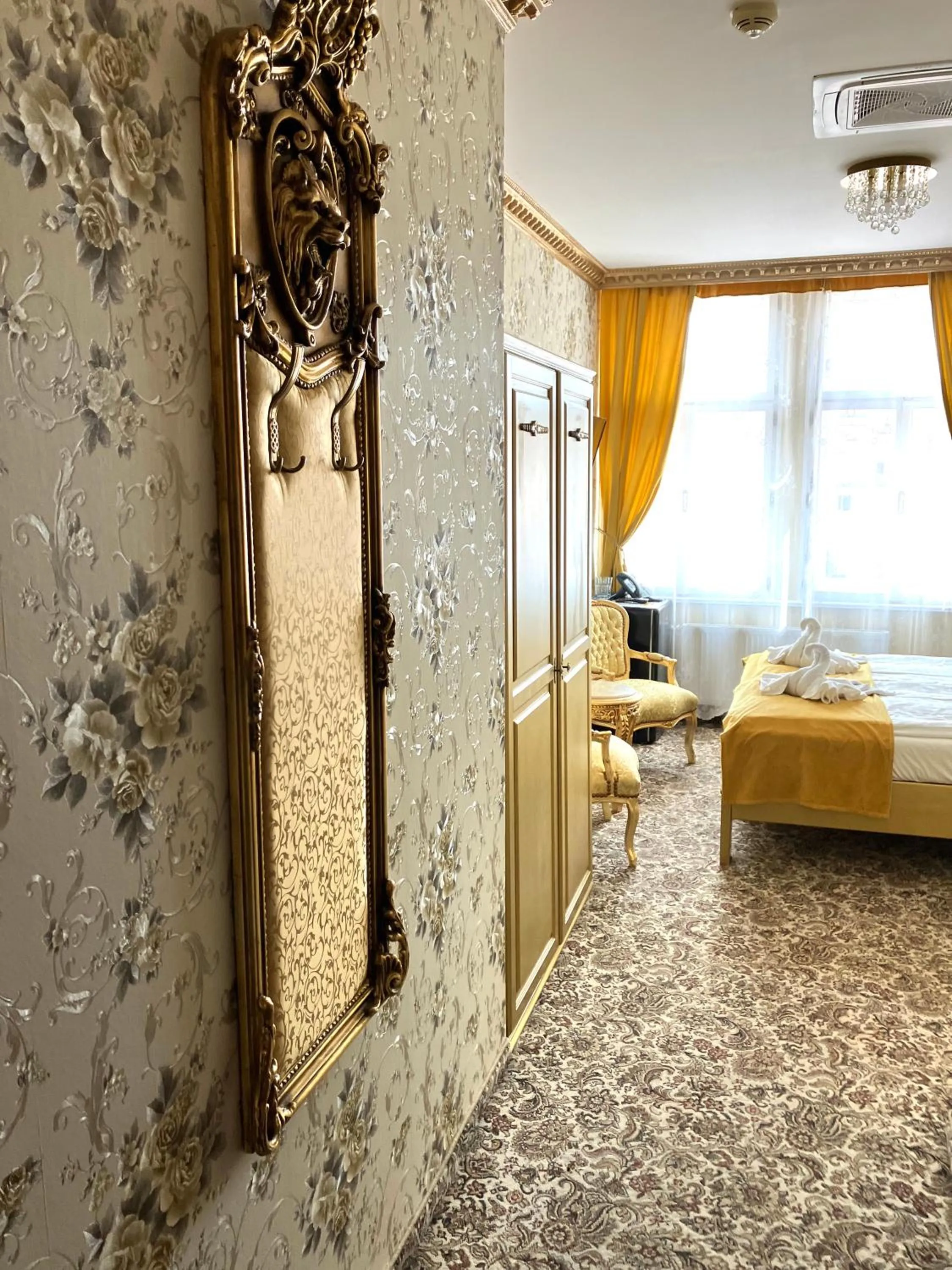 towels, Bed in Hotel Liliova Prague Old Town