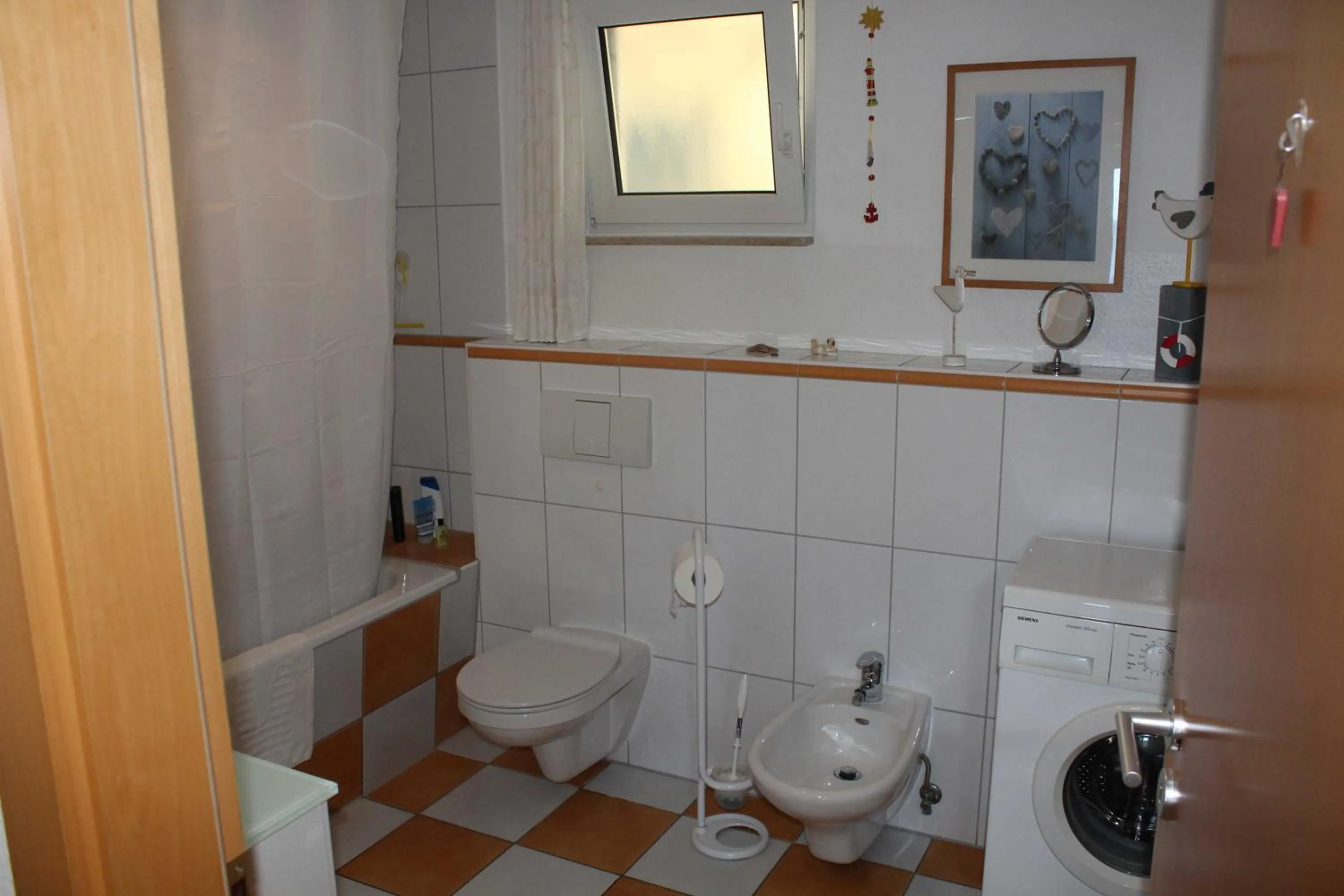 Shower in Ferienwohnung Schwanenwiek