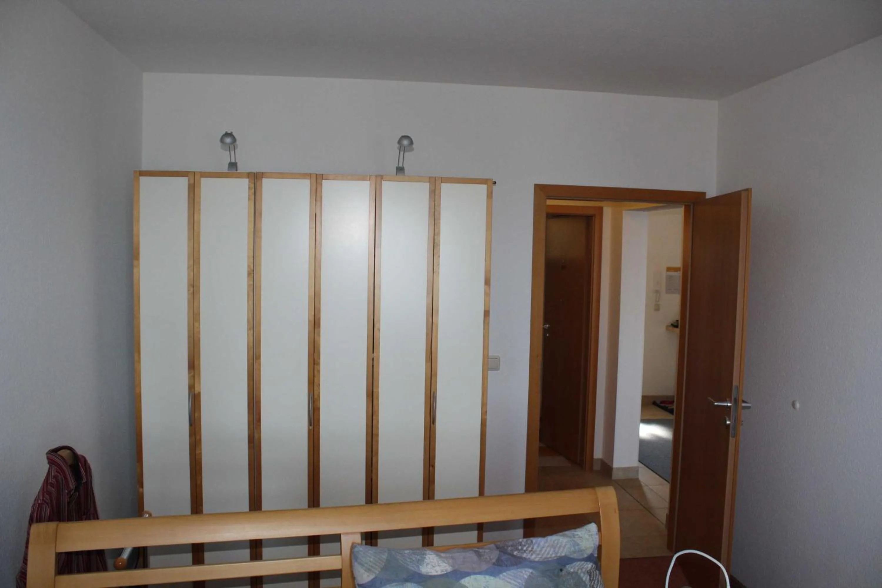 Photo of the whole room, Bed in Ferienwohnung Schwanenwiek