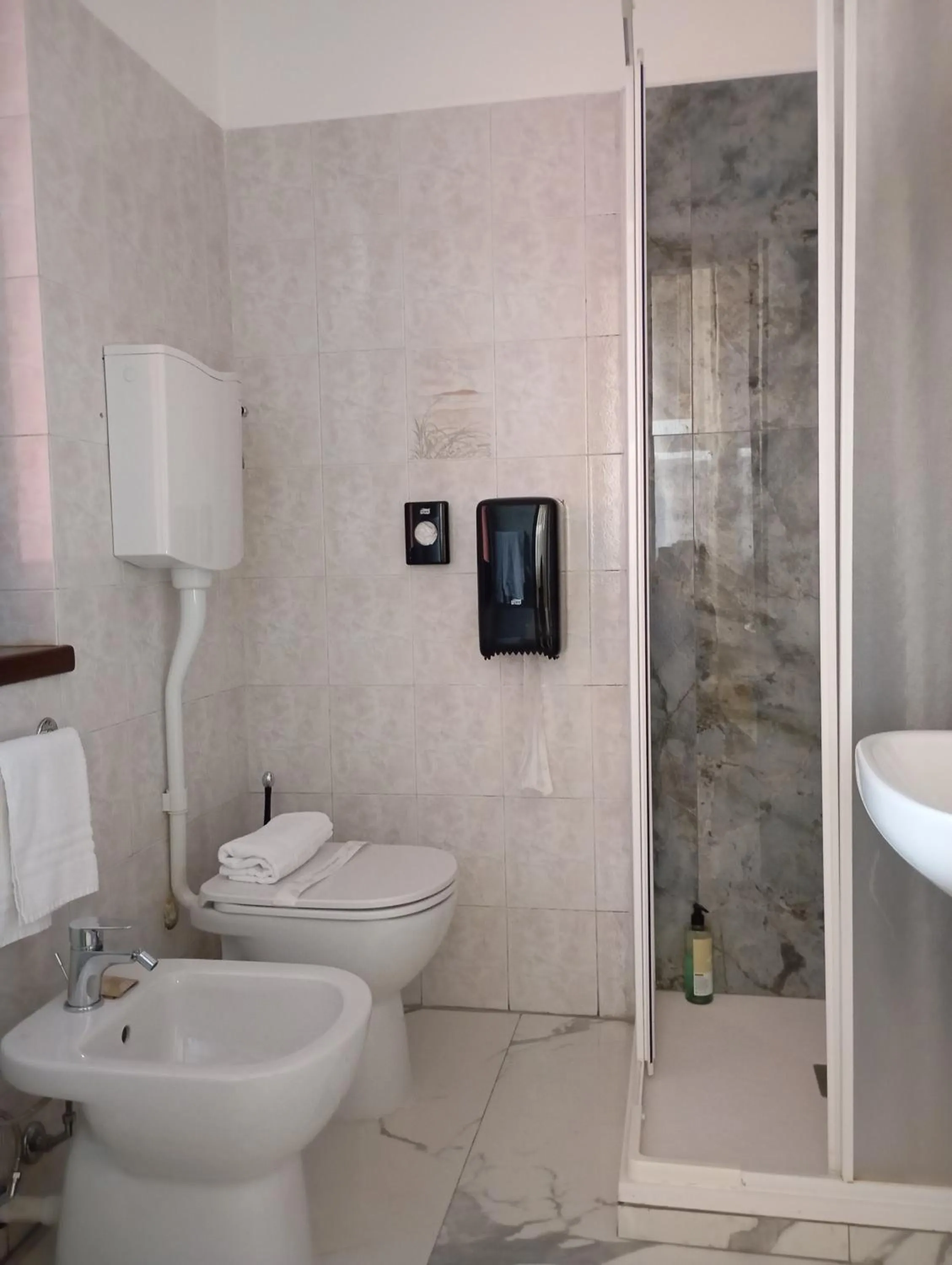 Shower in Il Leone D'Oro