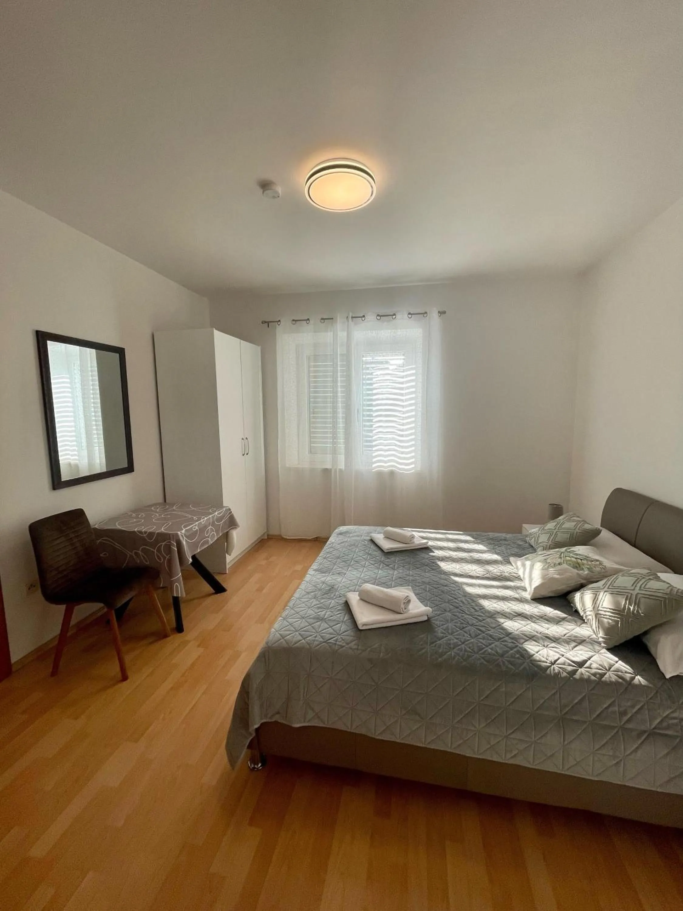 Photo of the whole room, Bed in Apartments Marnic