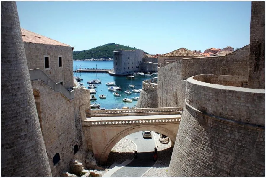 Day in Apartments Marnic