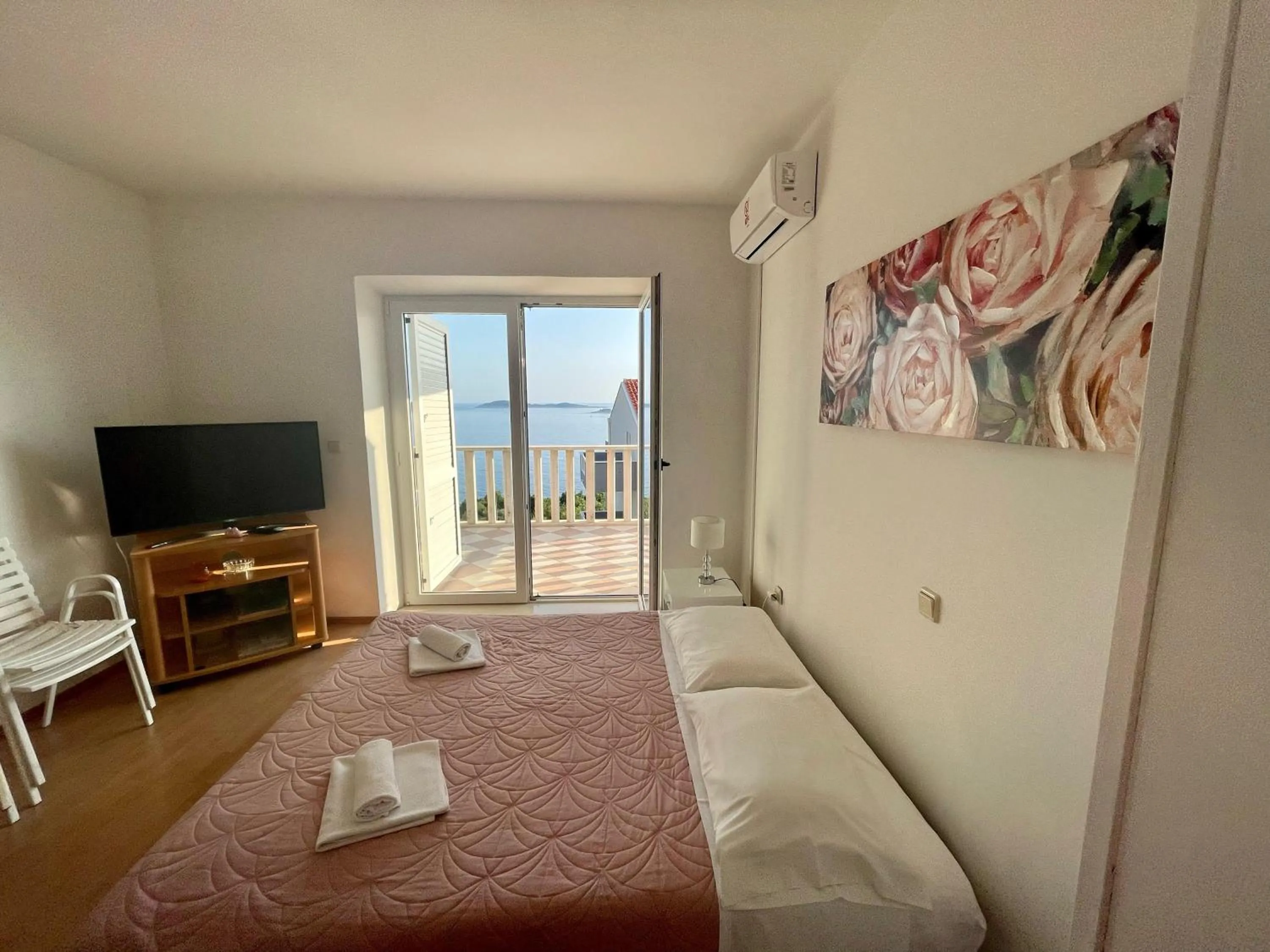 Bed in Apartments Marnic