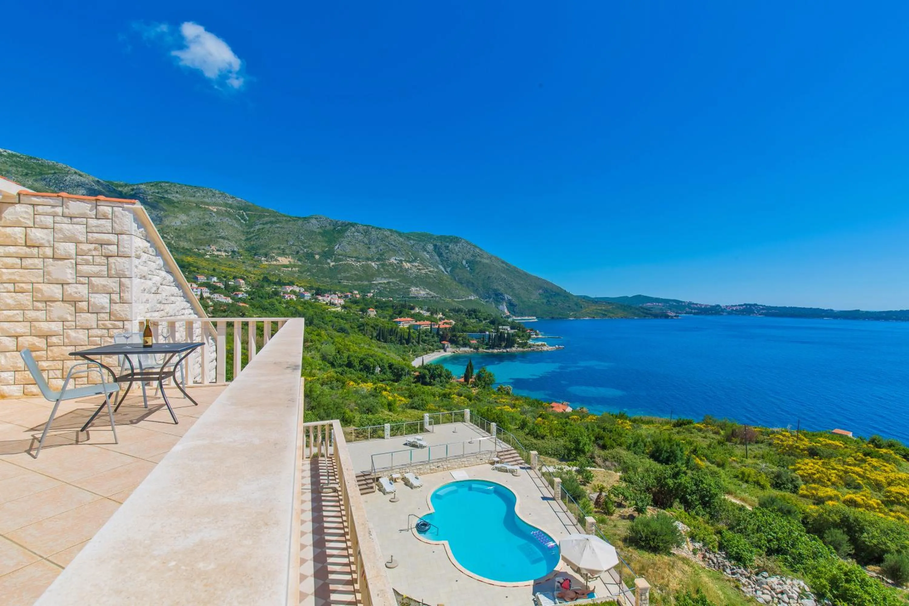 Patio in Apartments Marnic