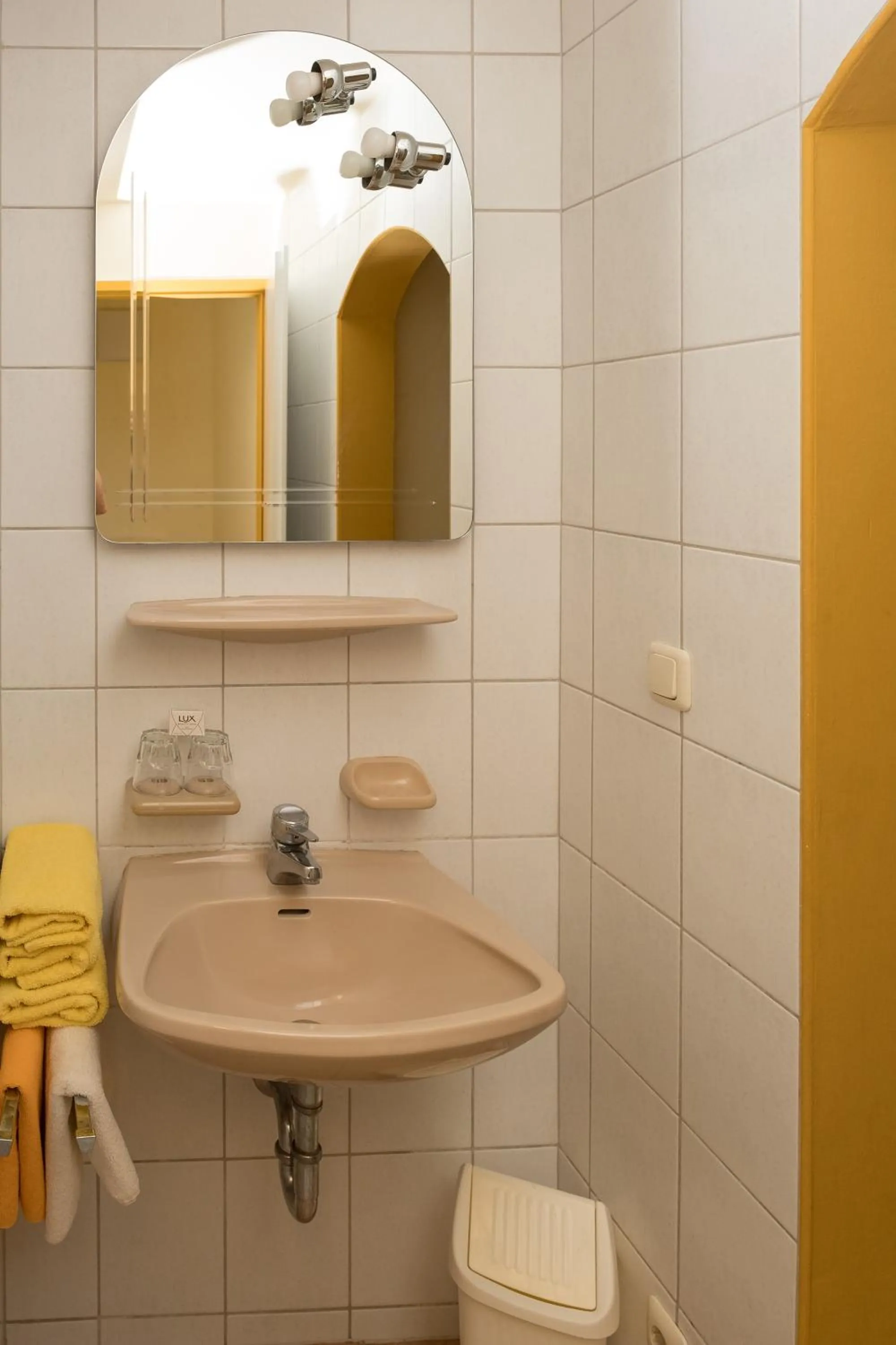 Bathroom in ROSSLWIRT-Rast