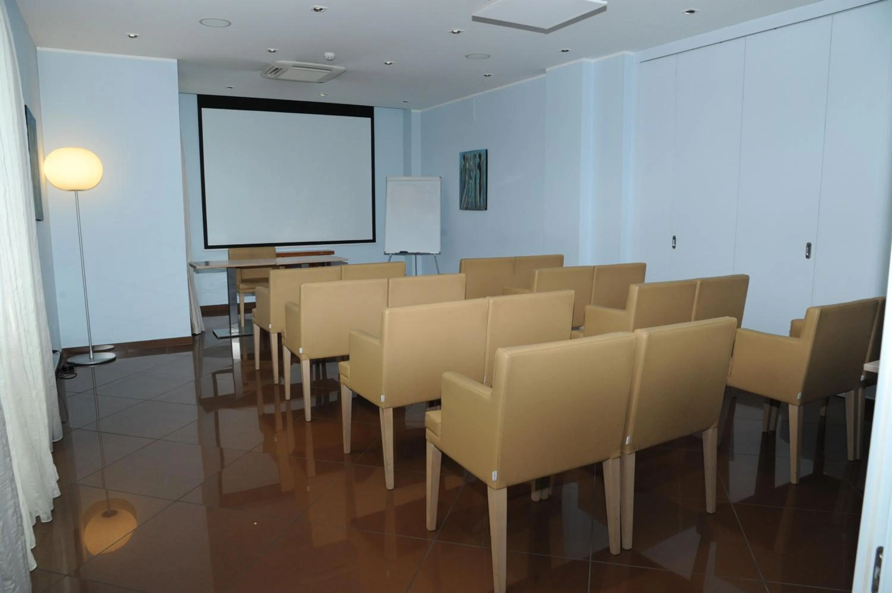 Area and facilities in Hotel Chiaraluna