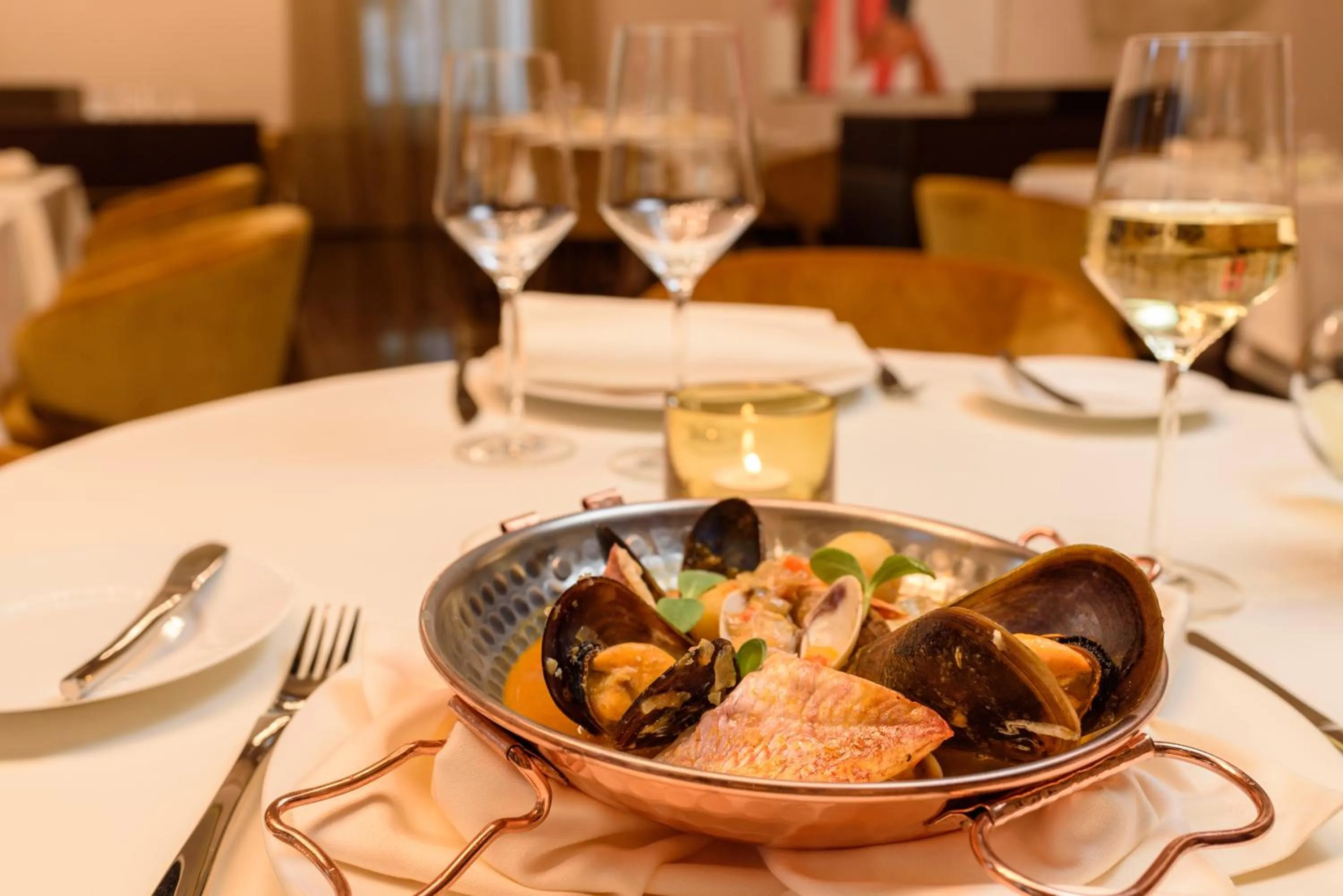 Restaurant/places to eat in Áurea Museum by Eurostars Hotel Company