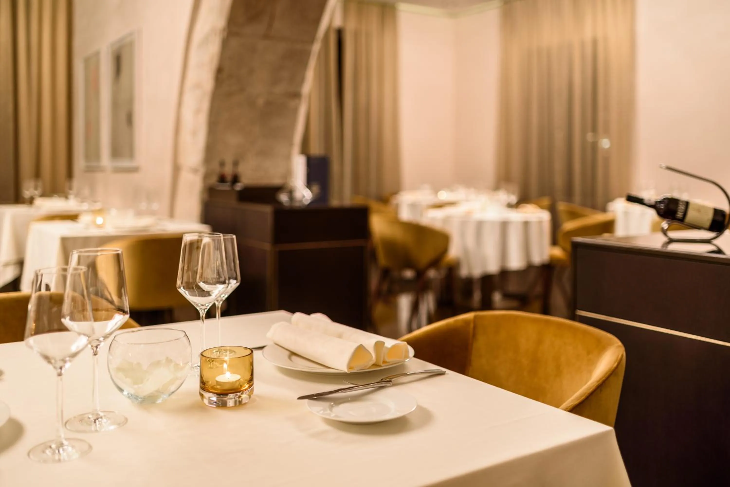 Restaurant/places to eat in Áurea Museum by Eurostars Hotel Company