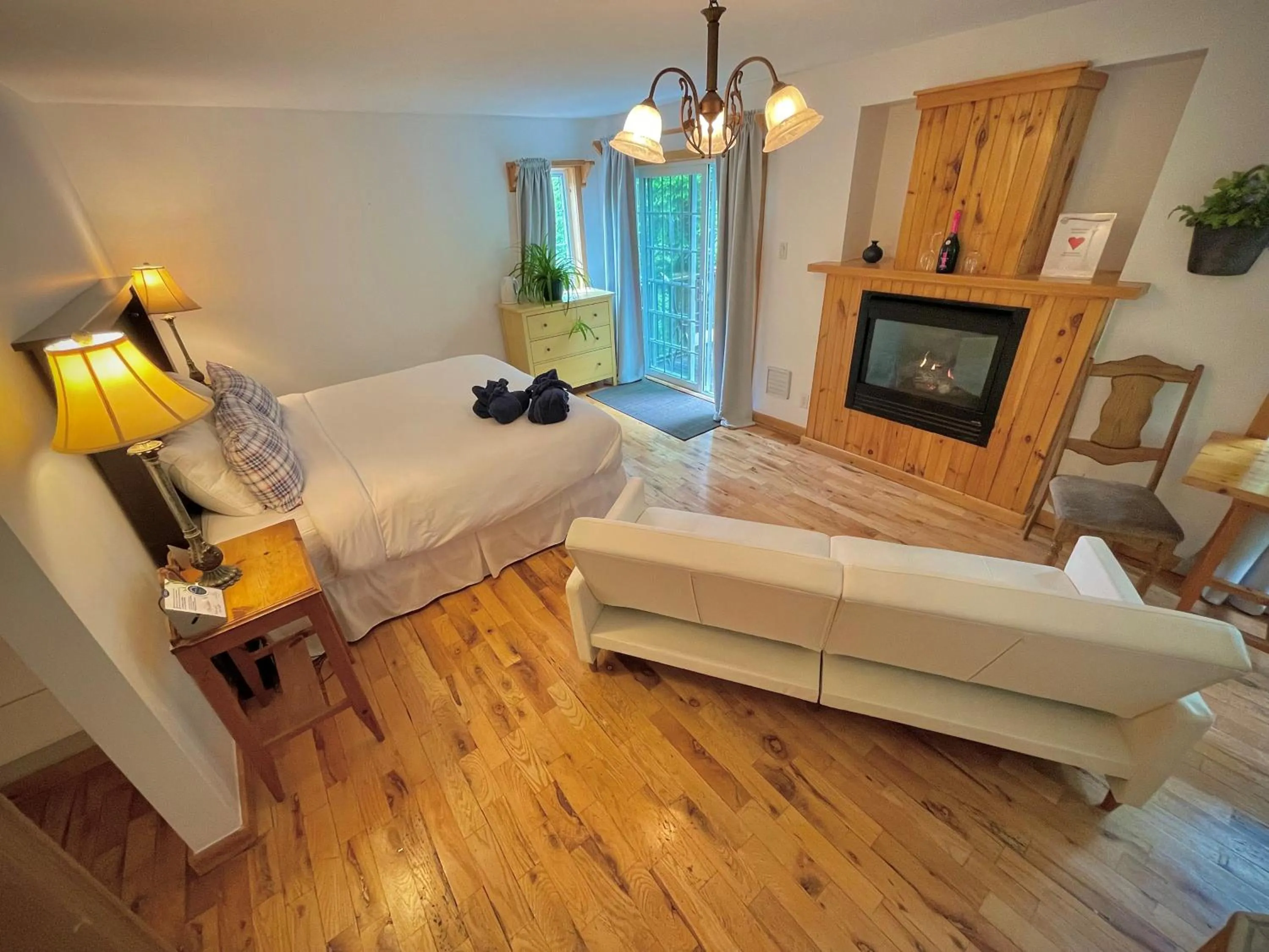 Bed in Auberge Spa & Beaux Reves