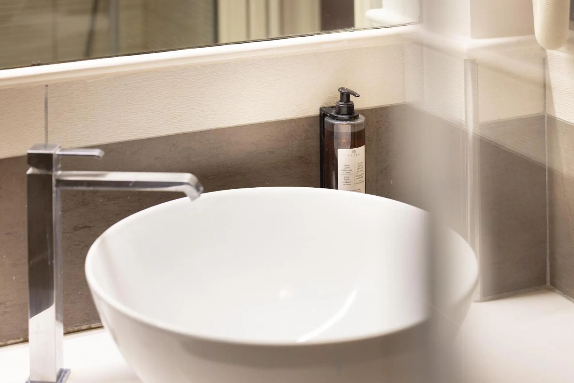 Bathroom in Zaccardi Roof Garden