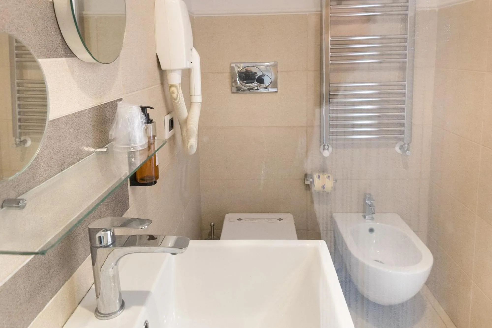 Toilet in Zaccardi Roof Garden