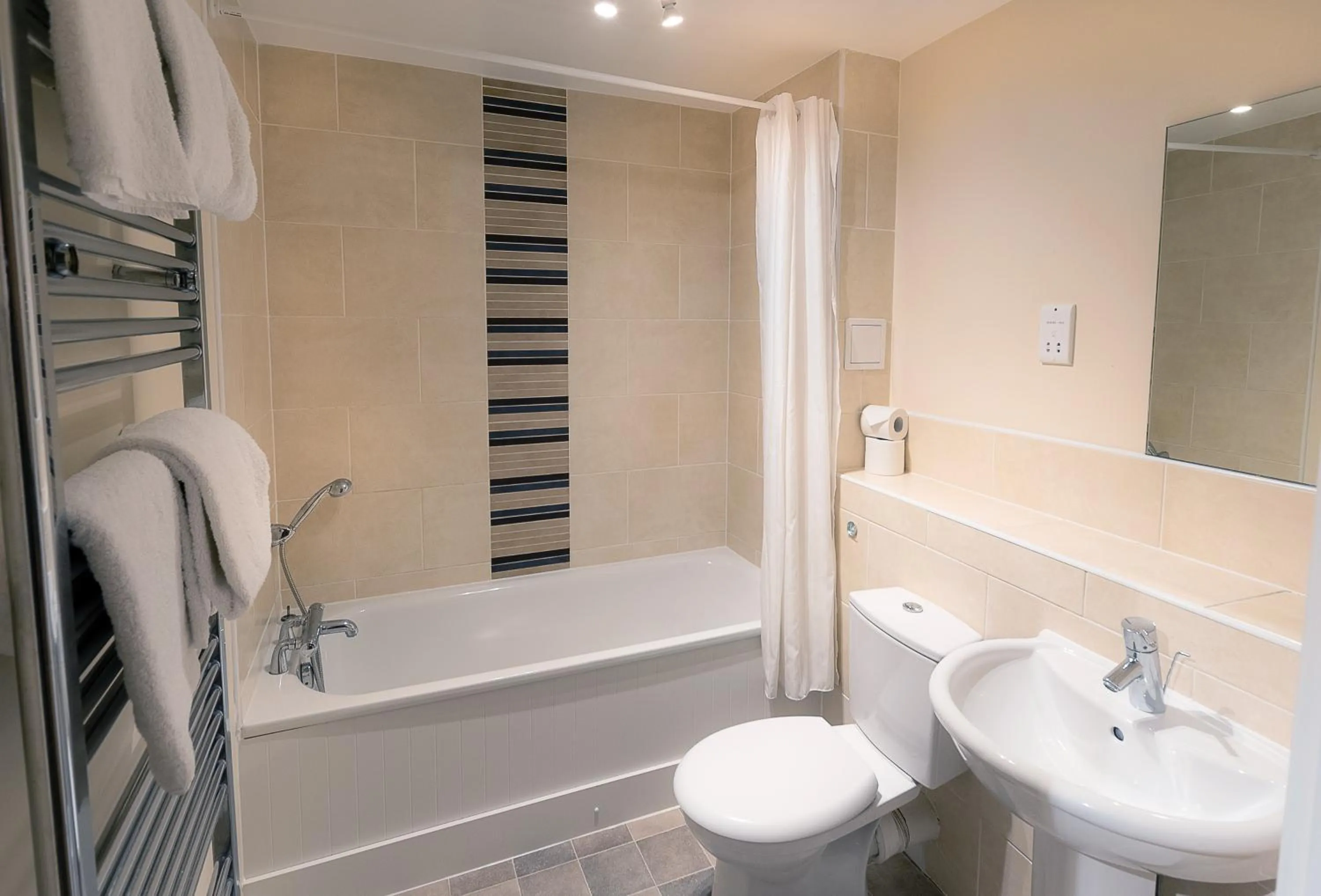 Bathroom in Abodebed - Handleys Court