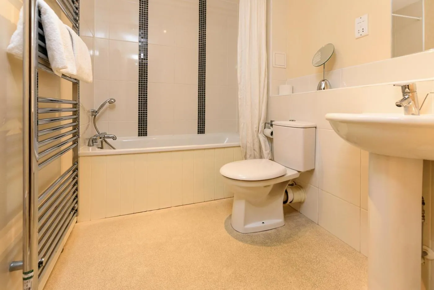 Bathroom in Abodebed - Handleys Court