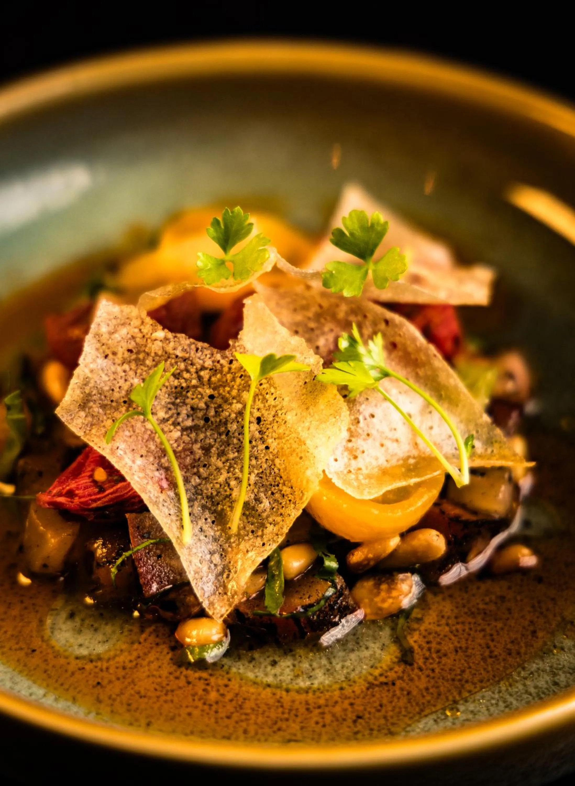 Restaurant/places to eat in Queen Victoria Hotel by NEWMARK