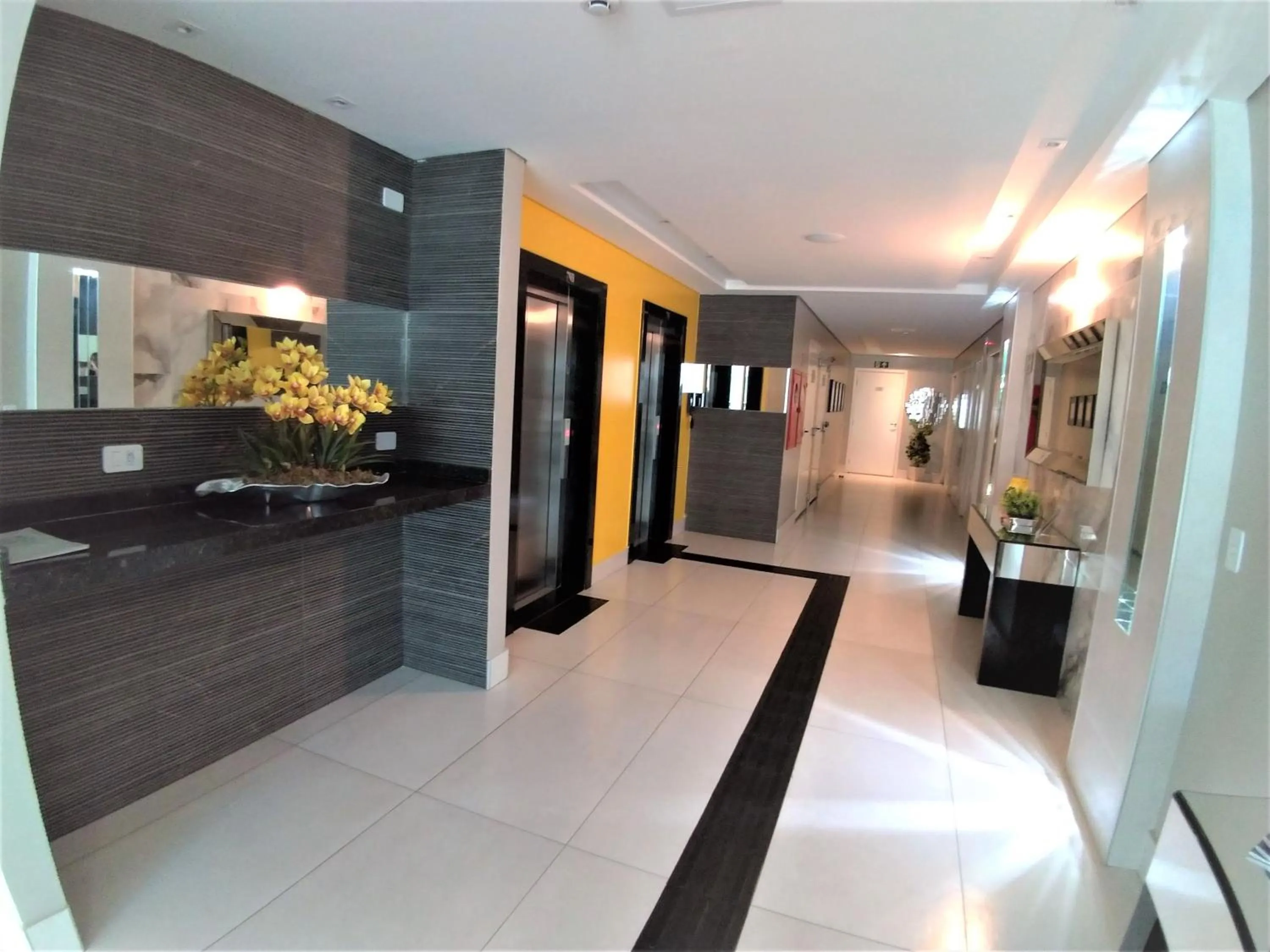 Lobby or reception in Hotel Avalon Maringá Econômico