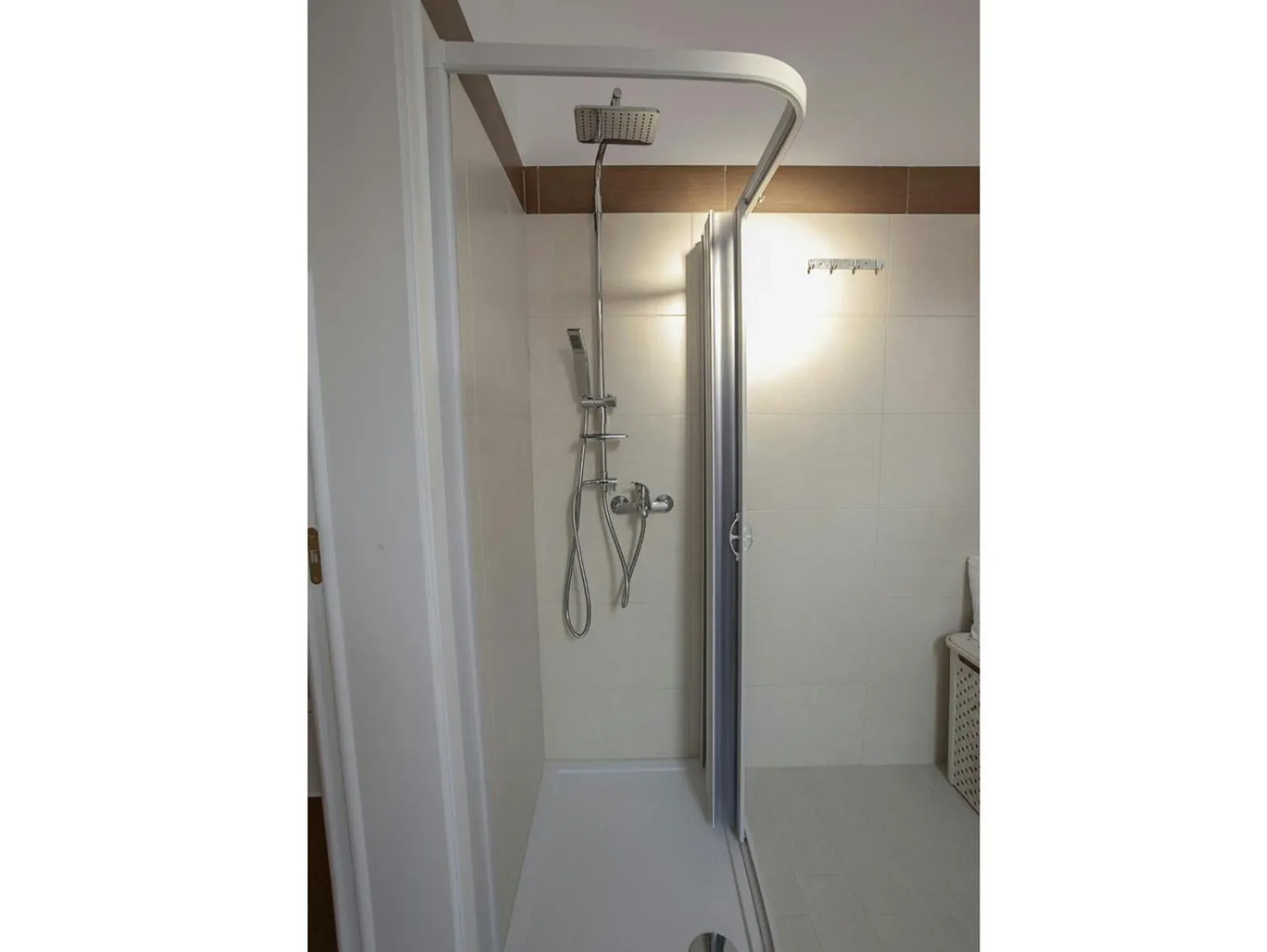 Shower in Enjoy Vida