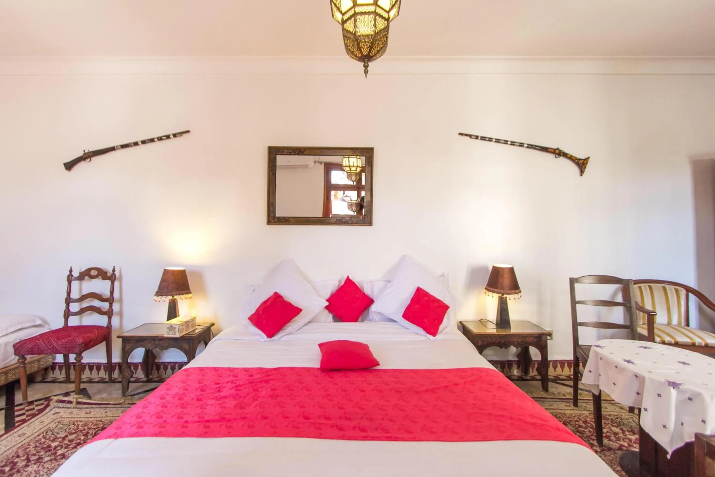 Bed in Riad 53 Fes - Luxury Oasis