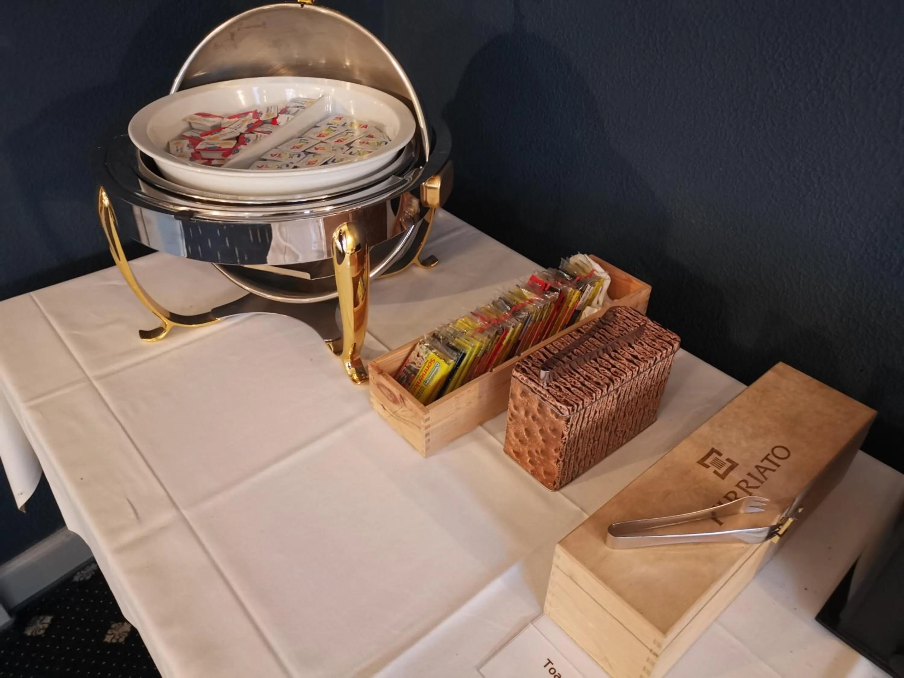 Breakfast in Hotel Goldener Schlüssel