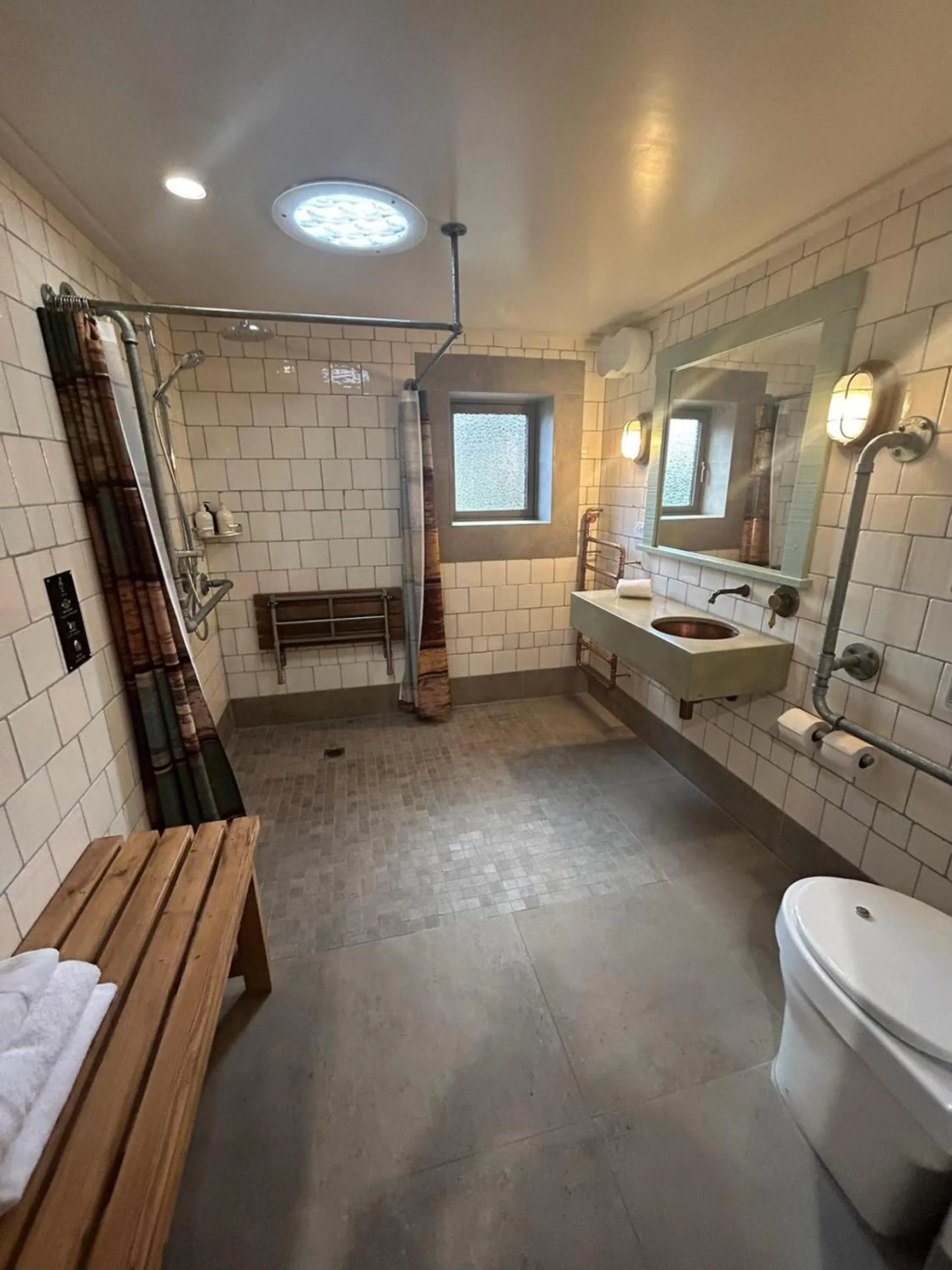 Bathroom in Headwaters Glenorchy Eco Lodge