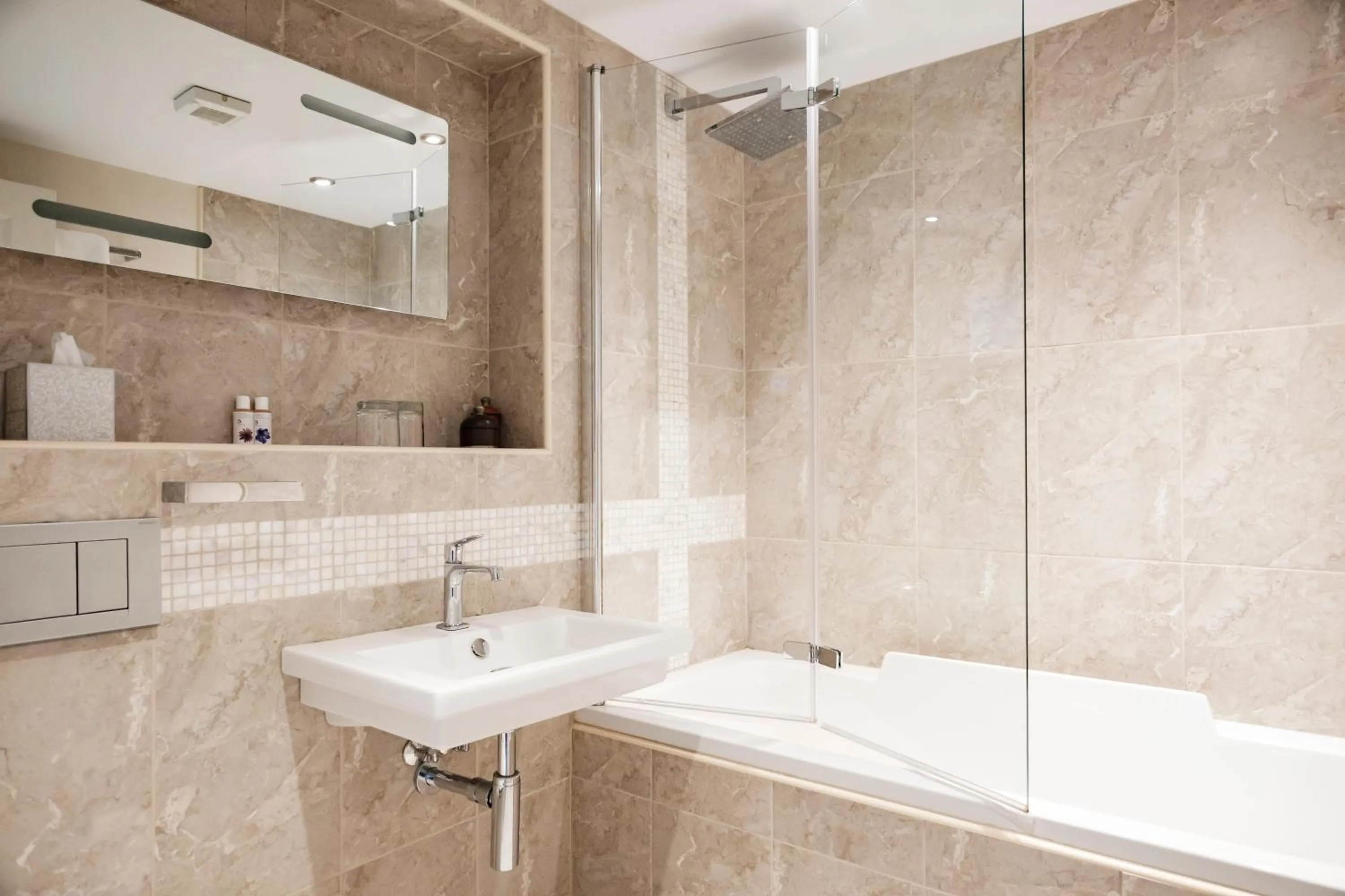 Shower in The Bower Inn