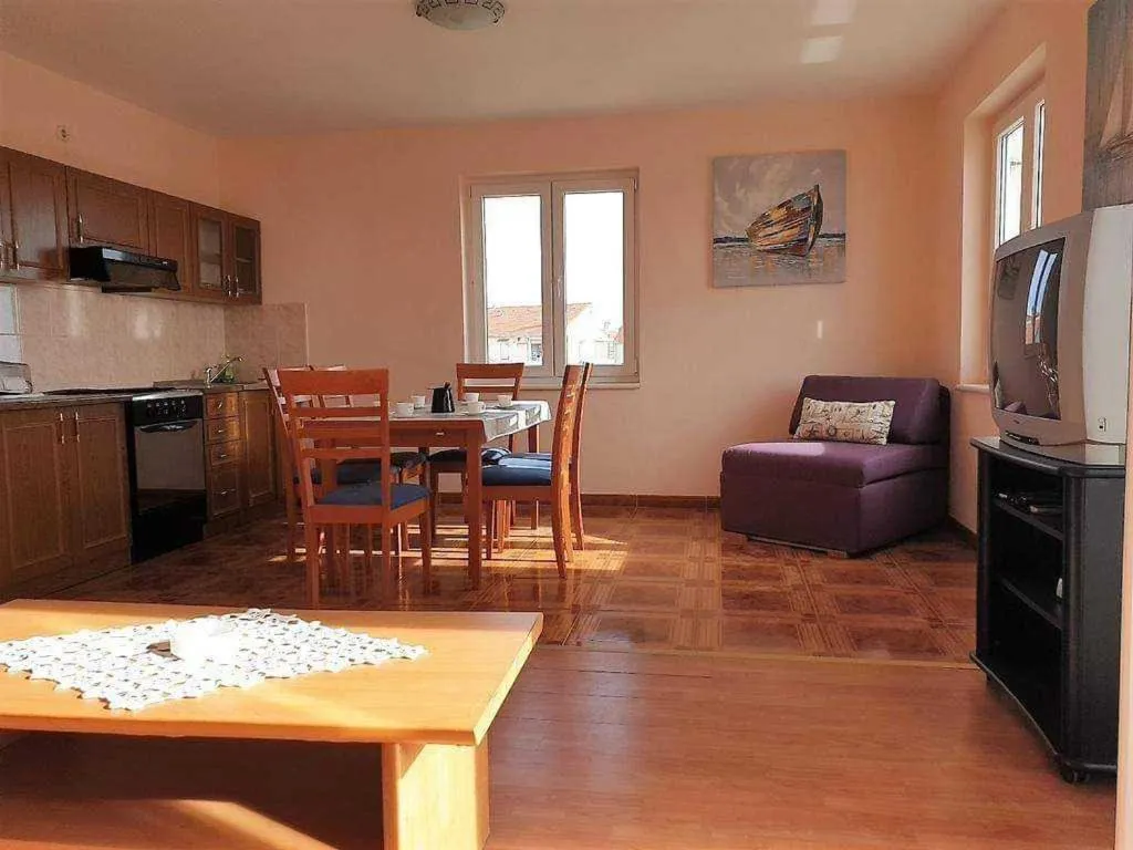 Apartments Loina