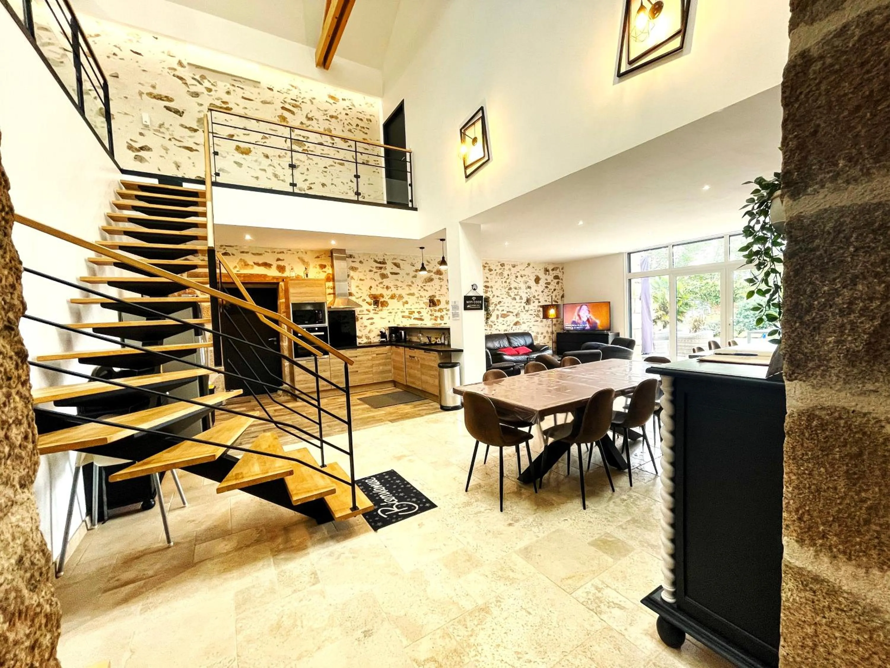 Property building in "La Petite Félixière" à 25 min du Puy du Foù, 10 min de Cholet, et 35 min de Nantes