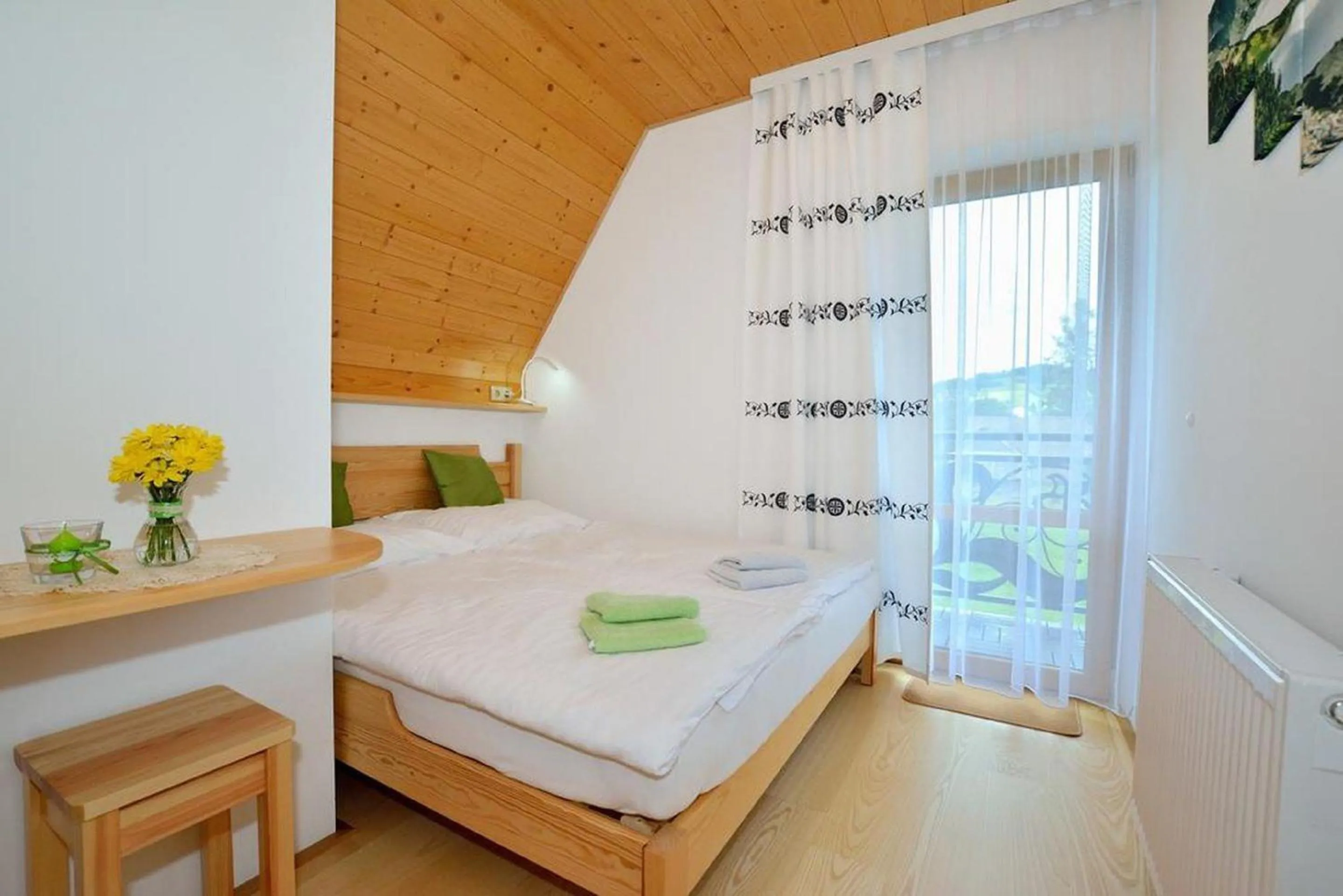 Photo of the whole room, Bed in Toporowe Domki w Chochołowskiej