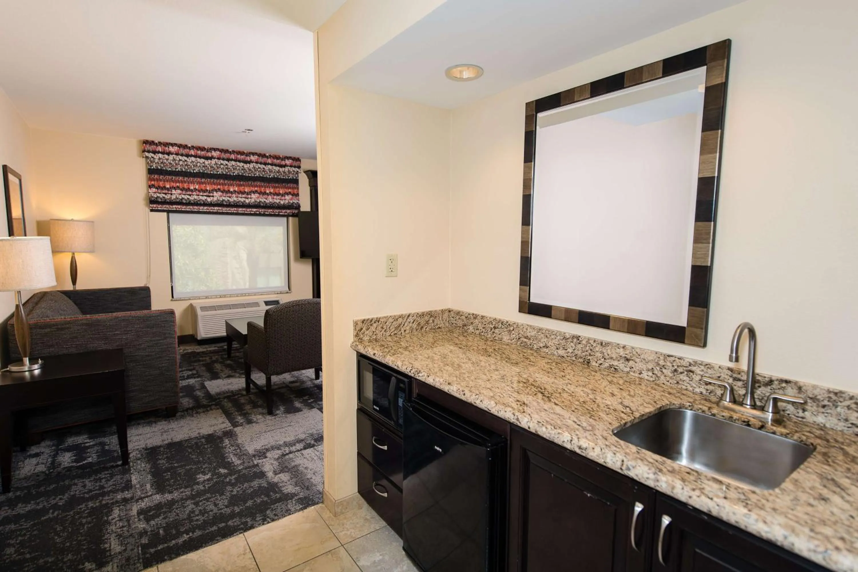 Photo of the whole room in Hampton Inn & Suites Phoenix Chandler Fashion Center