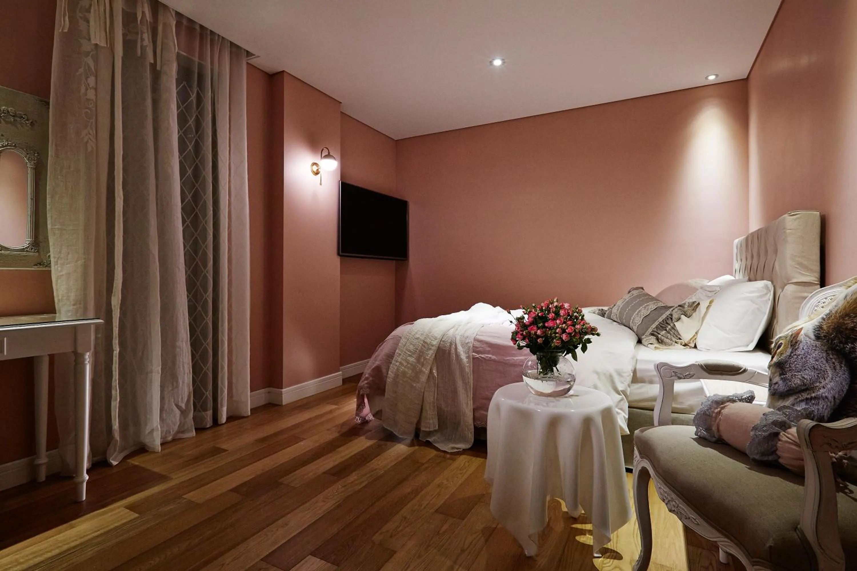 Photo of the whole room in Roseto Hotel