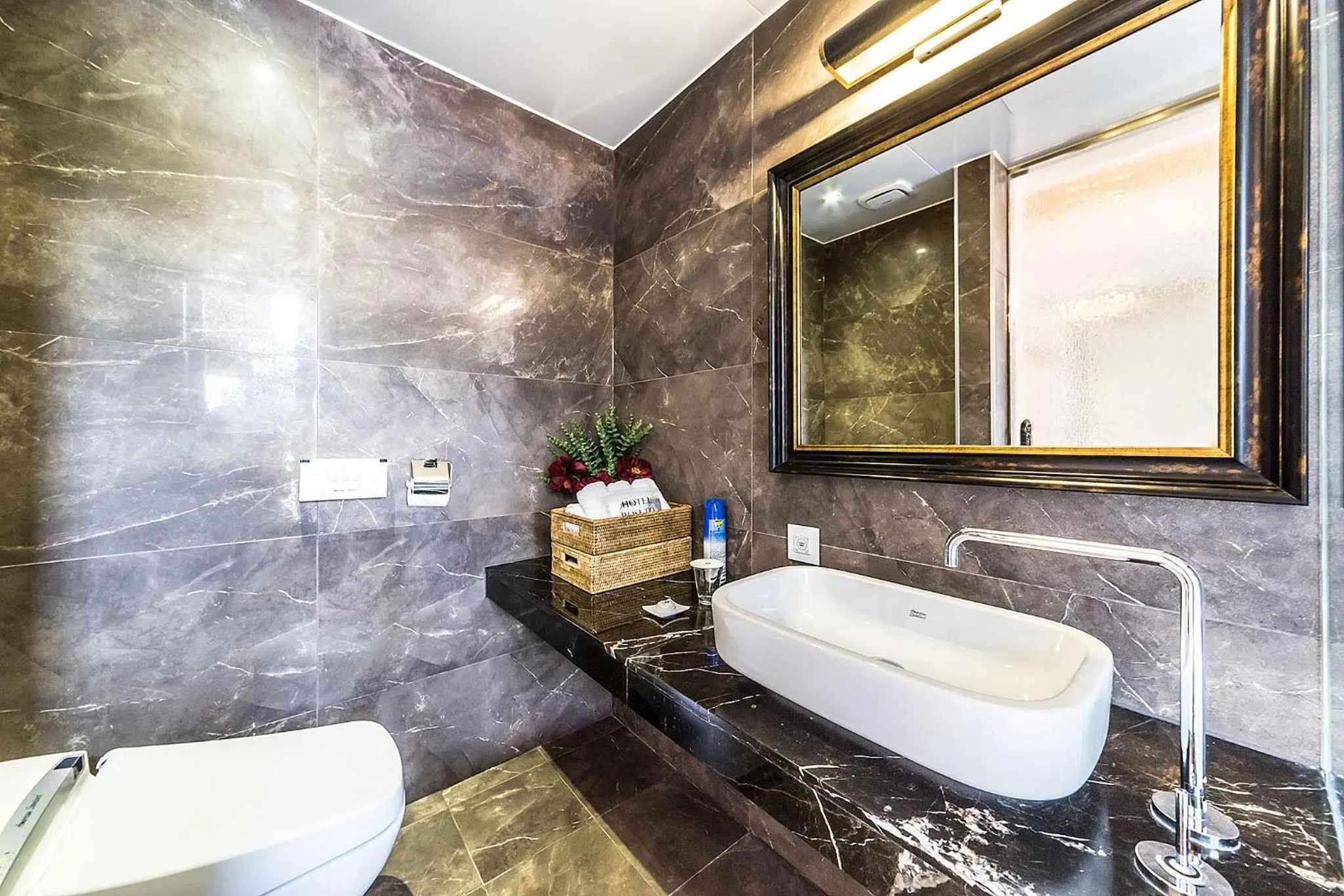 Bathroom in Roseto Hotel