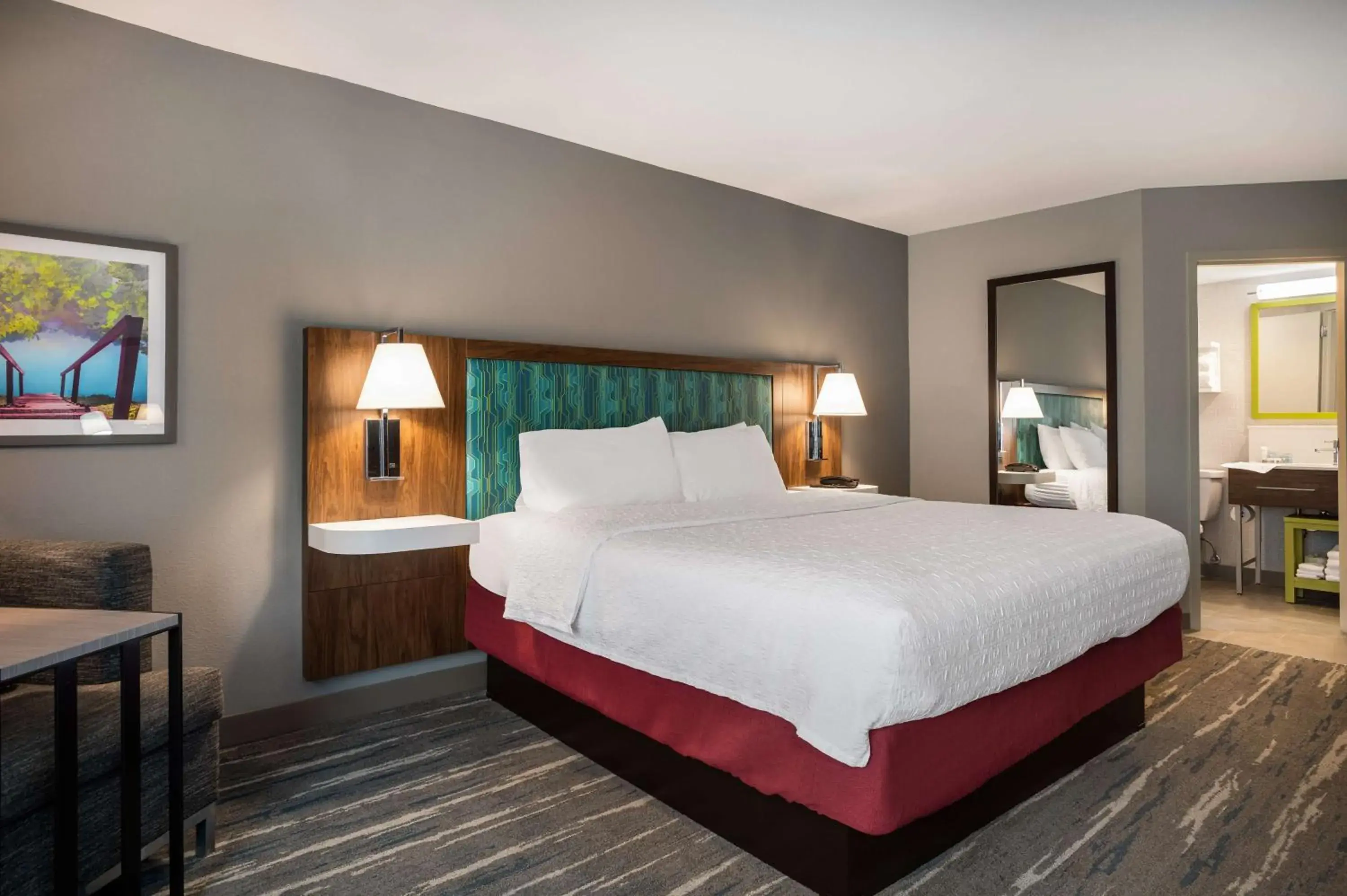 King Room with Microwave and Refrigerator - Non-Smoking in Hampton Inn Gadsden King Room with Microwave and Refrigerator - Non-Smoking in Hampton Inn Gadsden