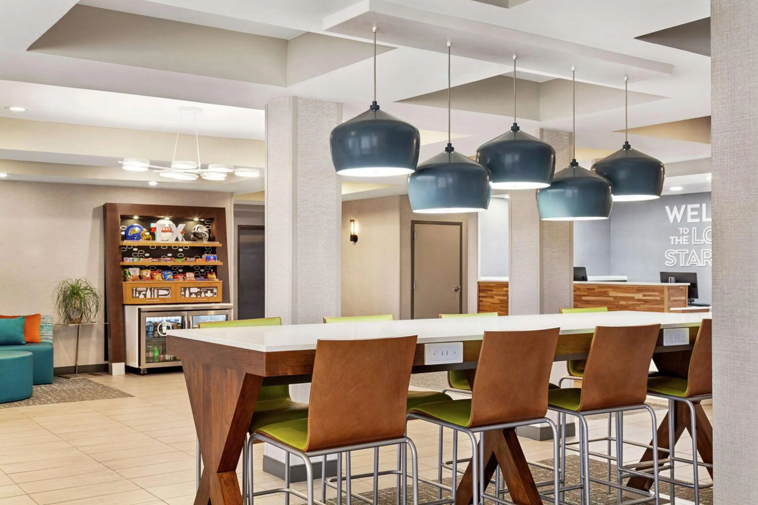 Lobby or reception in Hampton Inn Paris