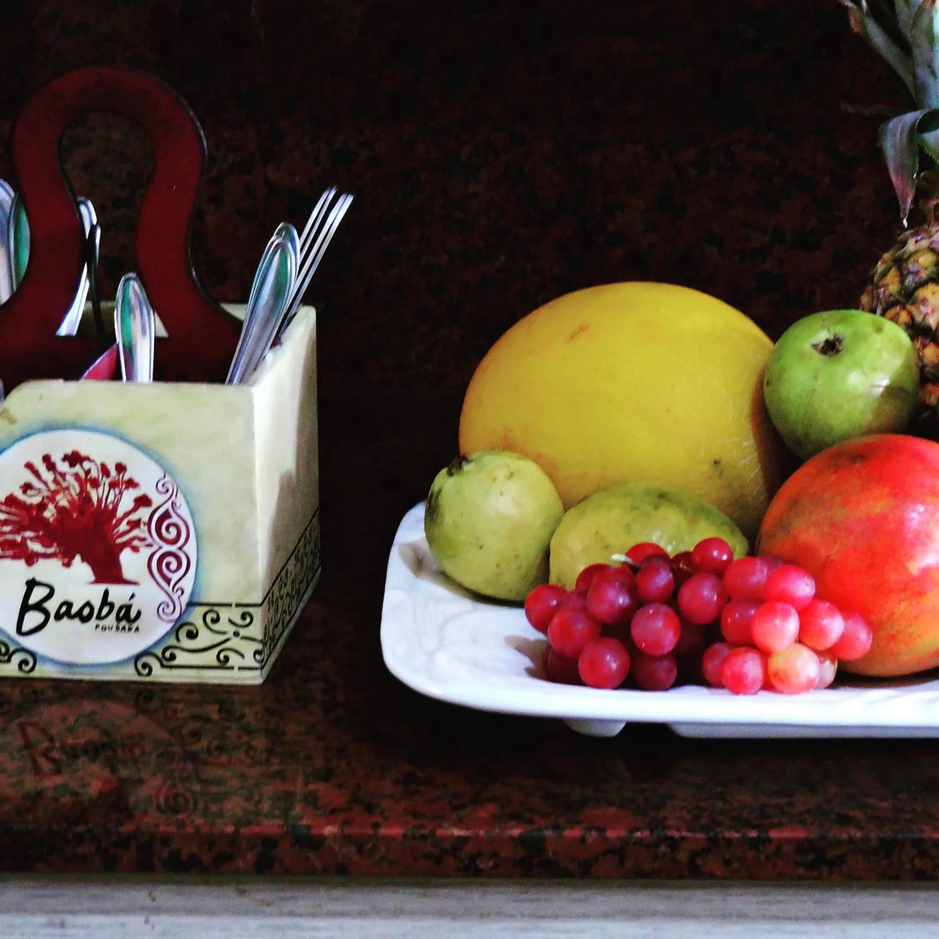 Buffet breakfast in Pousada Baobá e SPA