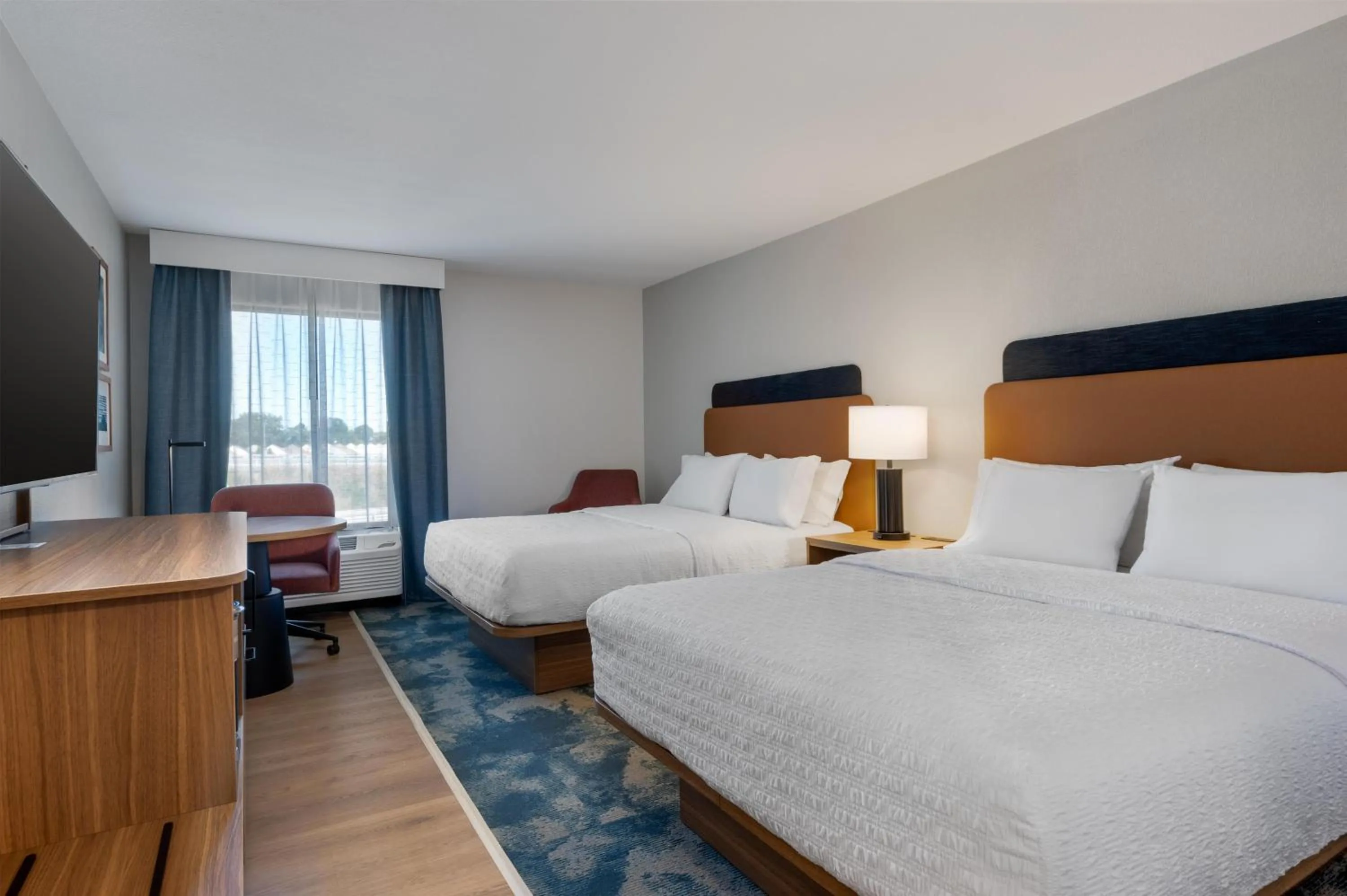 Bed in Hampton Inn Owensboro