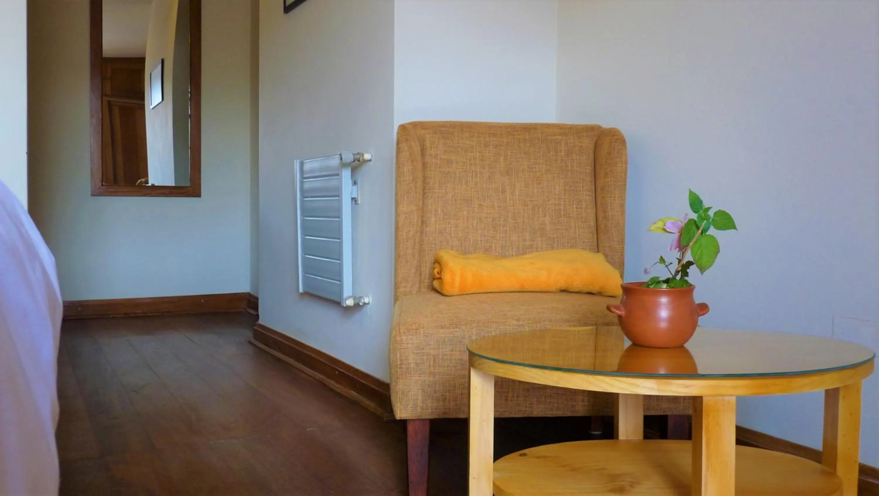 Bedroom in Eco-Hotel Pension Alemana