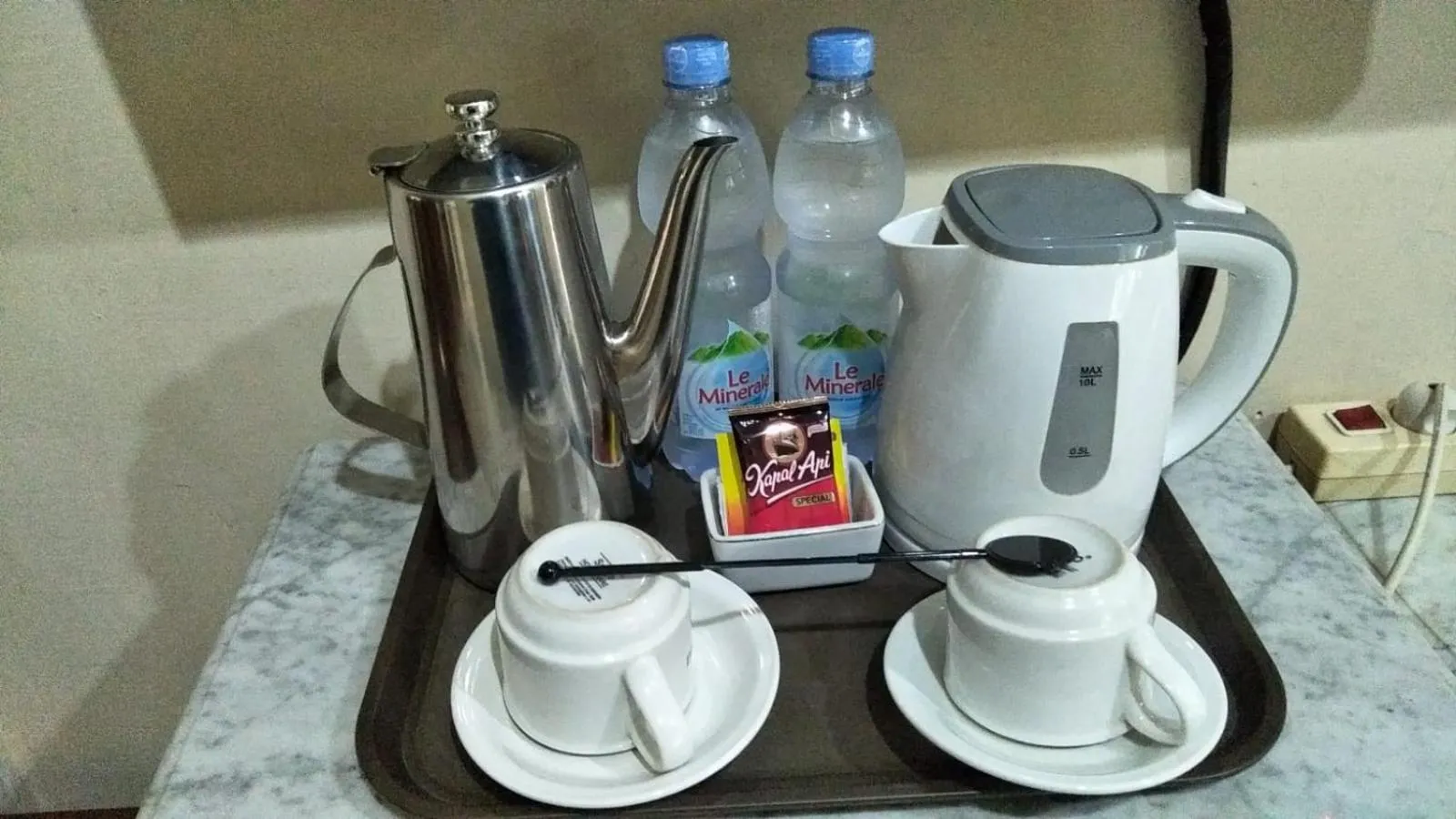 Coffee/tea facilities in Hotel Indah Palace Yogyakarta