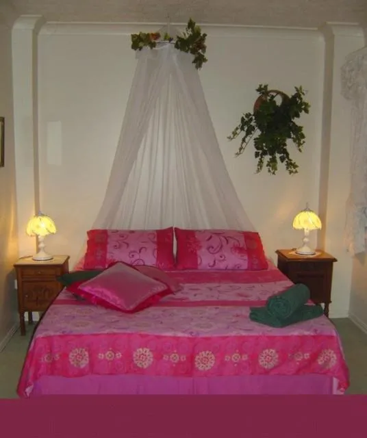 Bed in Riviera Bed & Breakfast