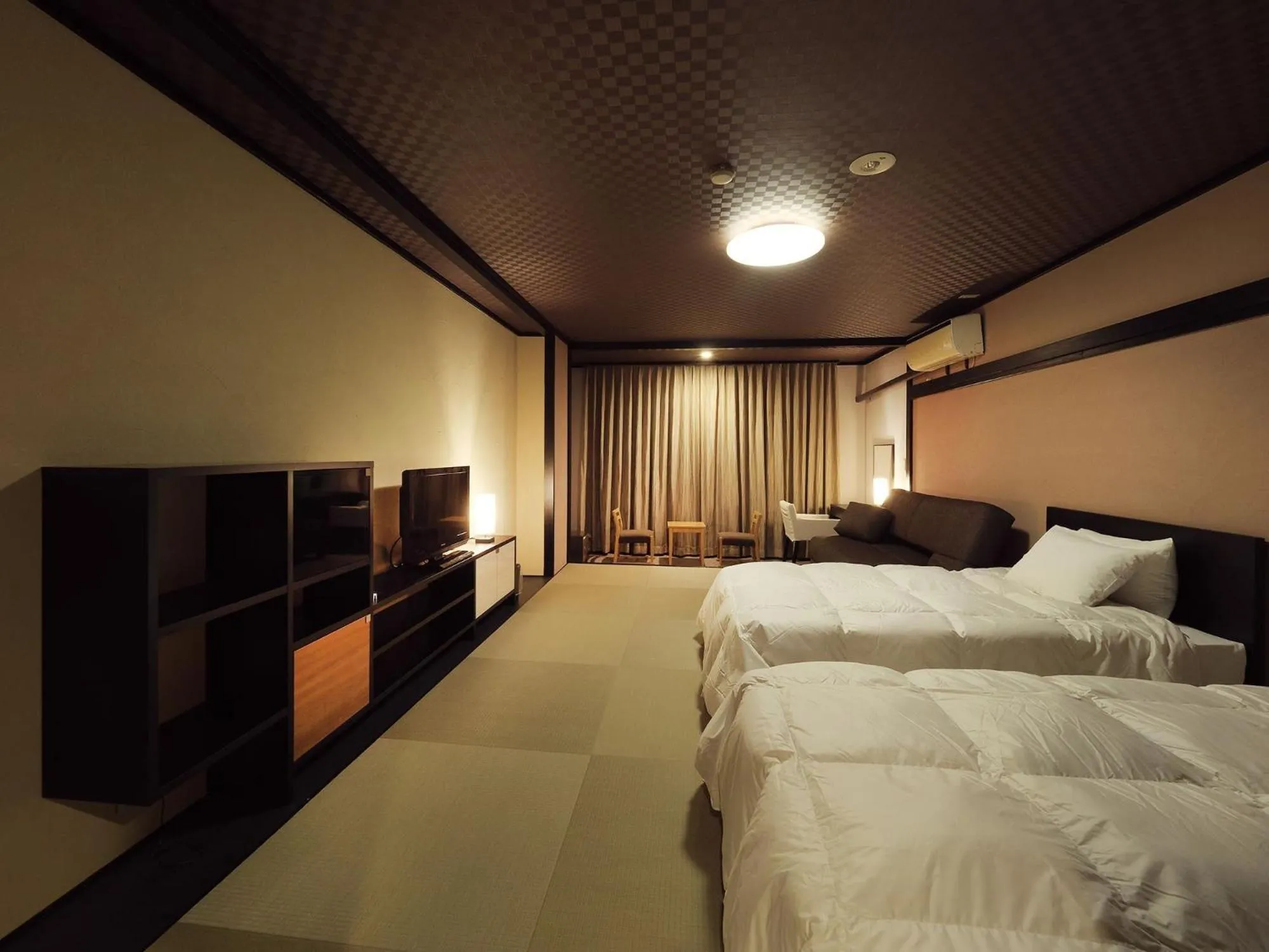 Photo of the whole room, Bed in Shiobara Onsen Tokiwa Hotel