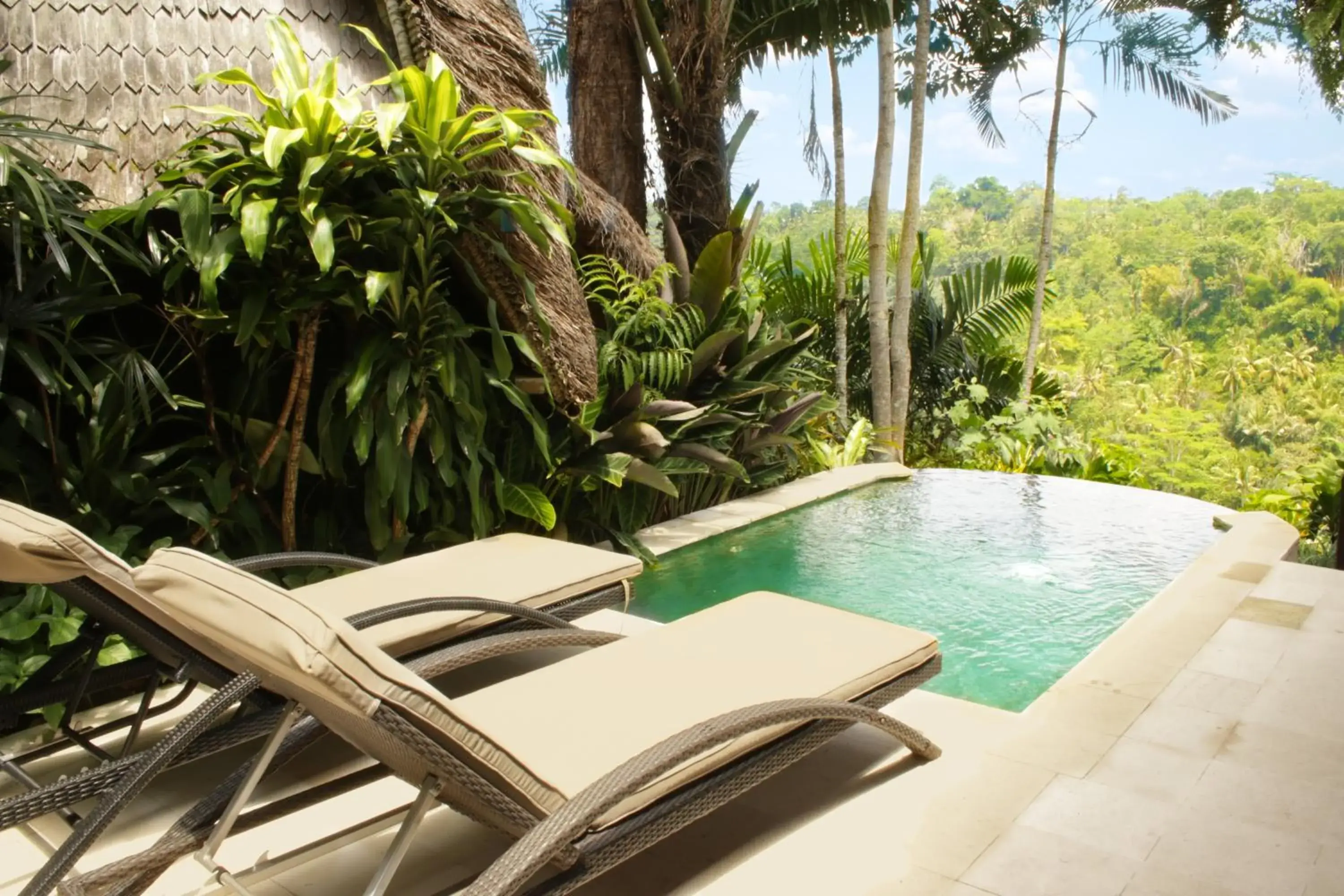 Duplex Pool Villa with Activities in Kupu Kupu Barong Villas and Tree Spa by L’OCCITANE Duplex Pool Villa with Activities in Kupu Kupu Barong Villas and Tree Spa by L’OCCITANE