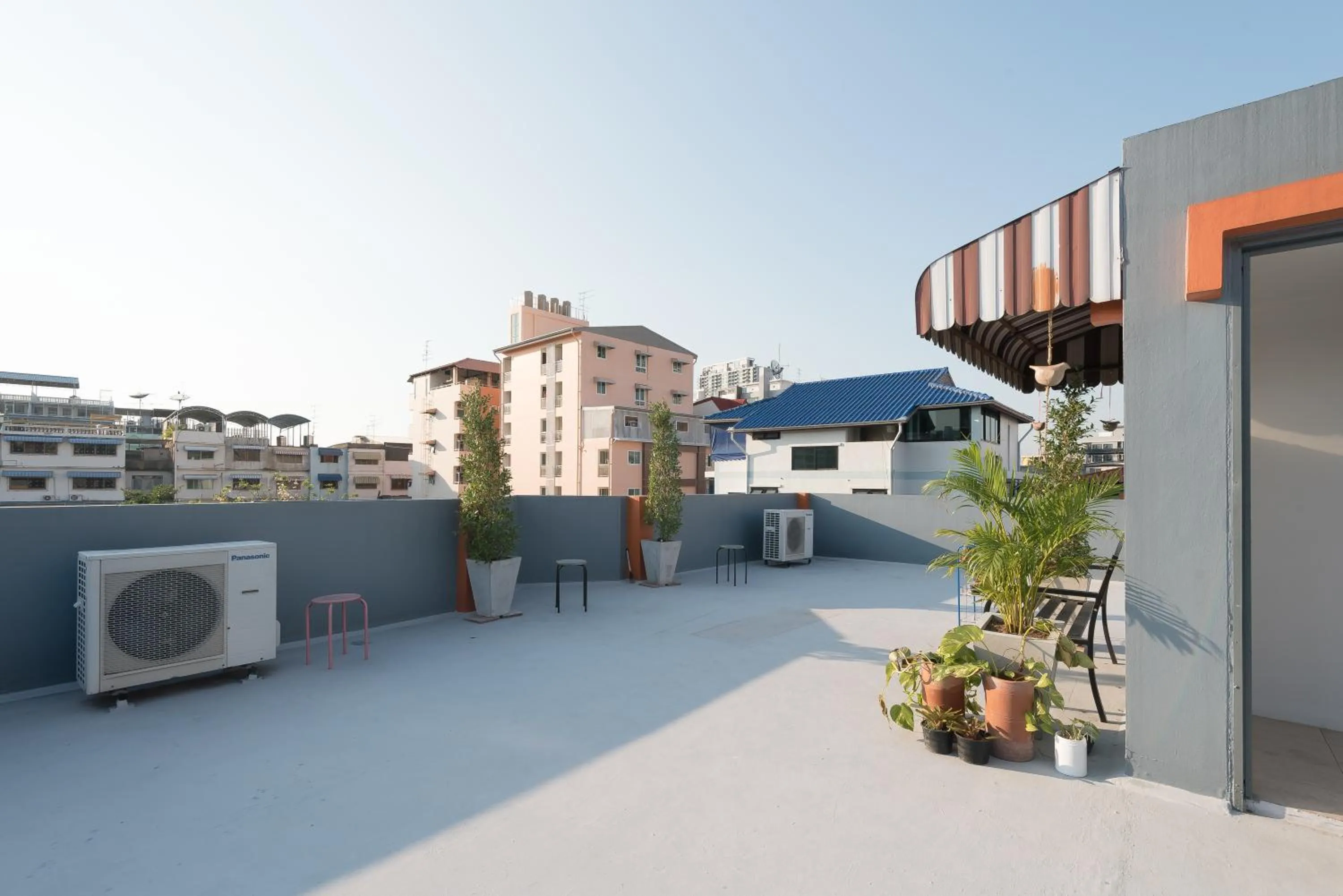 Balcony/Terrace in BaanSu Hostel