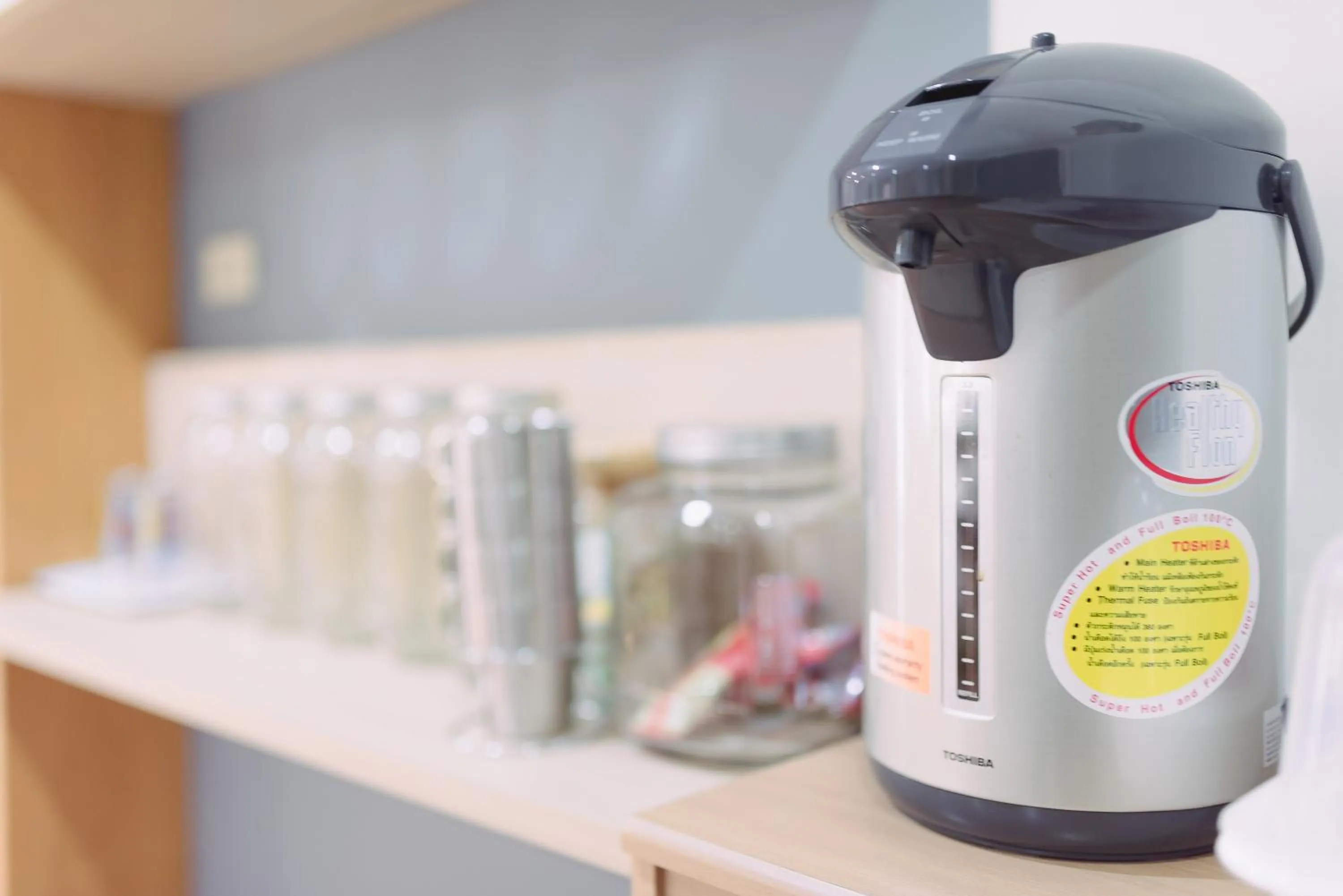 Communal kitchen in BaanSu Hostel