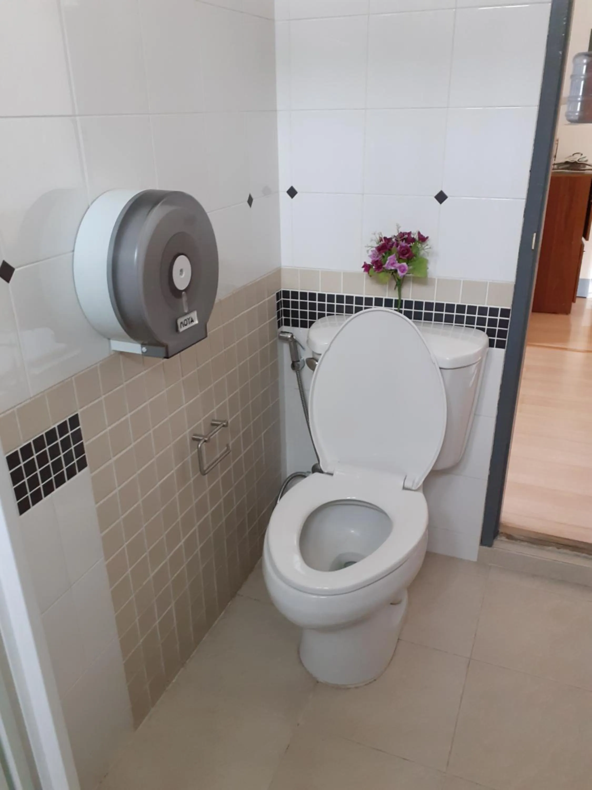 Bathroom in BaanSu Hostel