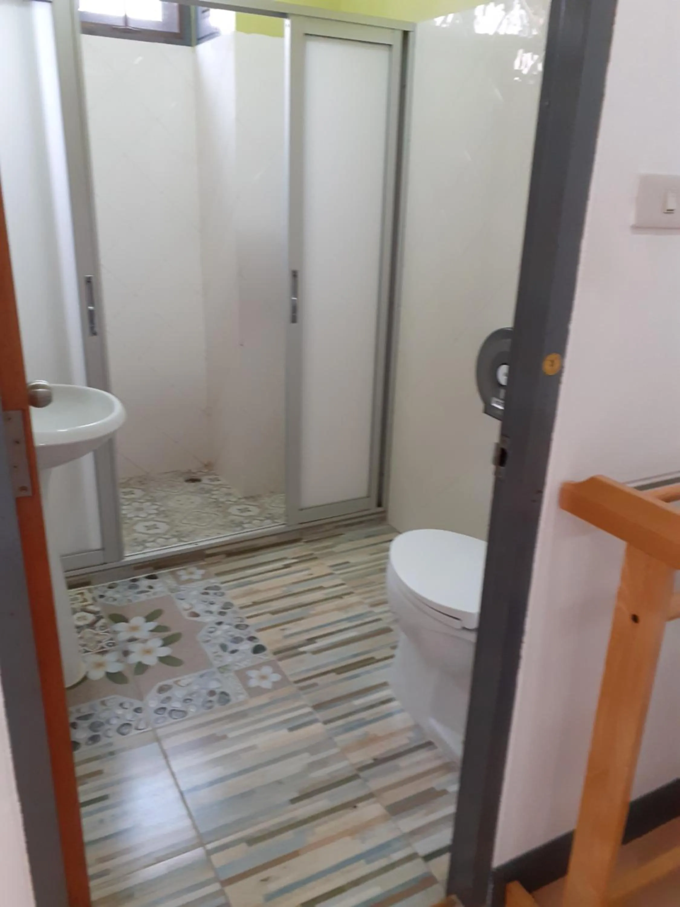 Bathroom in BaanSu Hostel