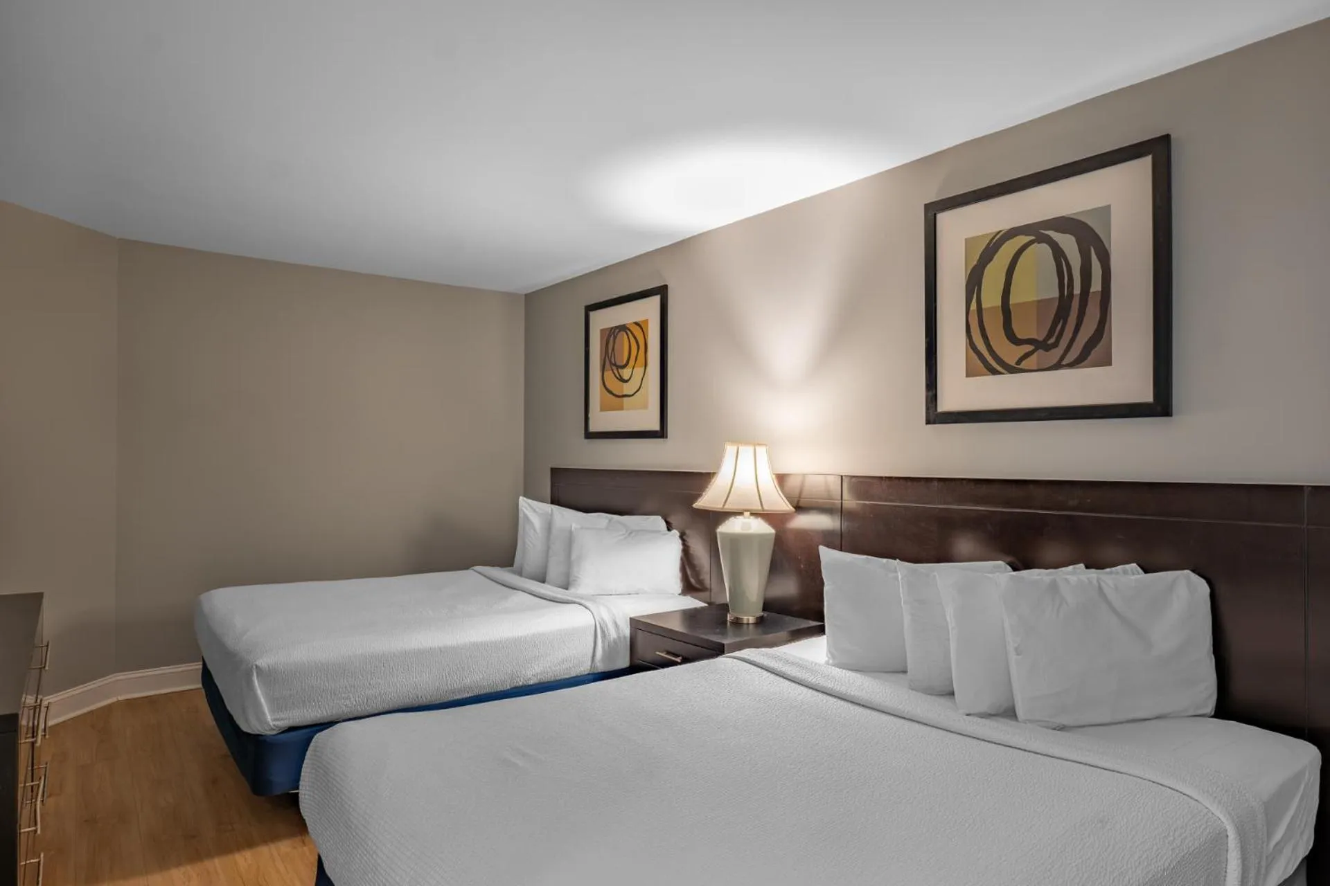 Bed in Oceans One 1806